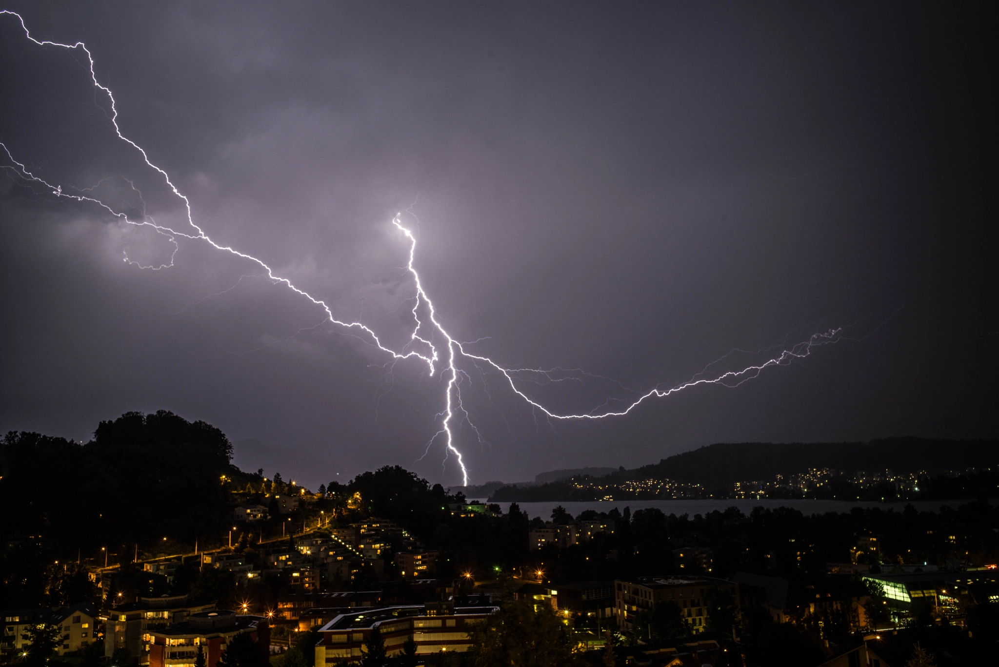 Leica Elmarit-M 28mm F2.8 ASPH sample photo. Lighning over lucerne photography