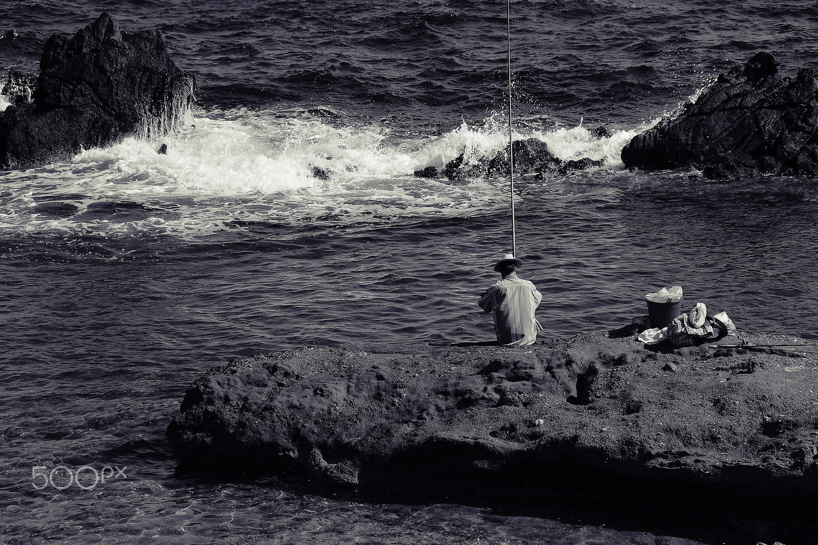 Sony Alpha DSLR-A350 sample photo. The fisherman and the sea ... photography