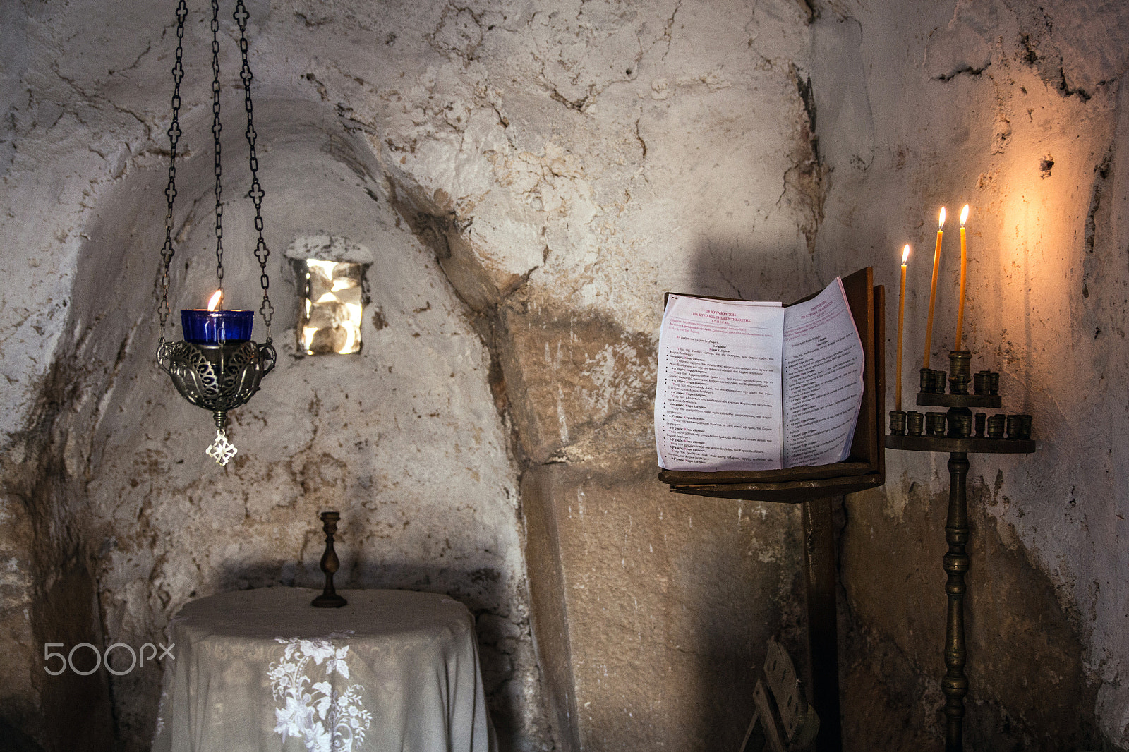 Canon EOS 650D (EOS Rebel T4i / EOS Kiss X6i) + Sigma 18-50mm f/2.8 Macro sample photo. Old church.. (greece) photography