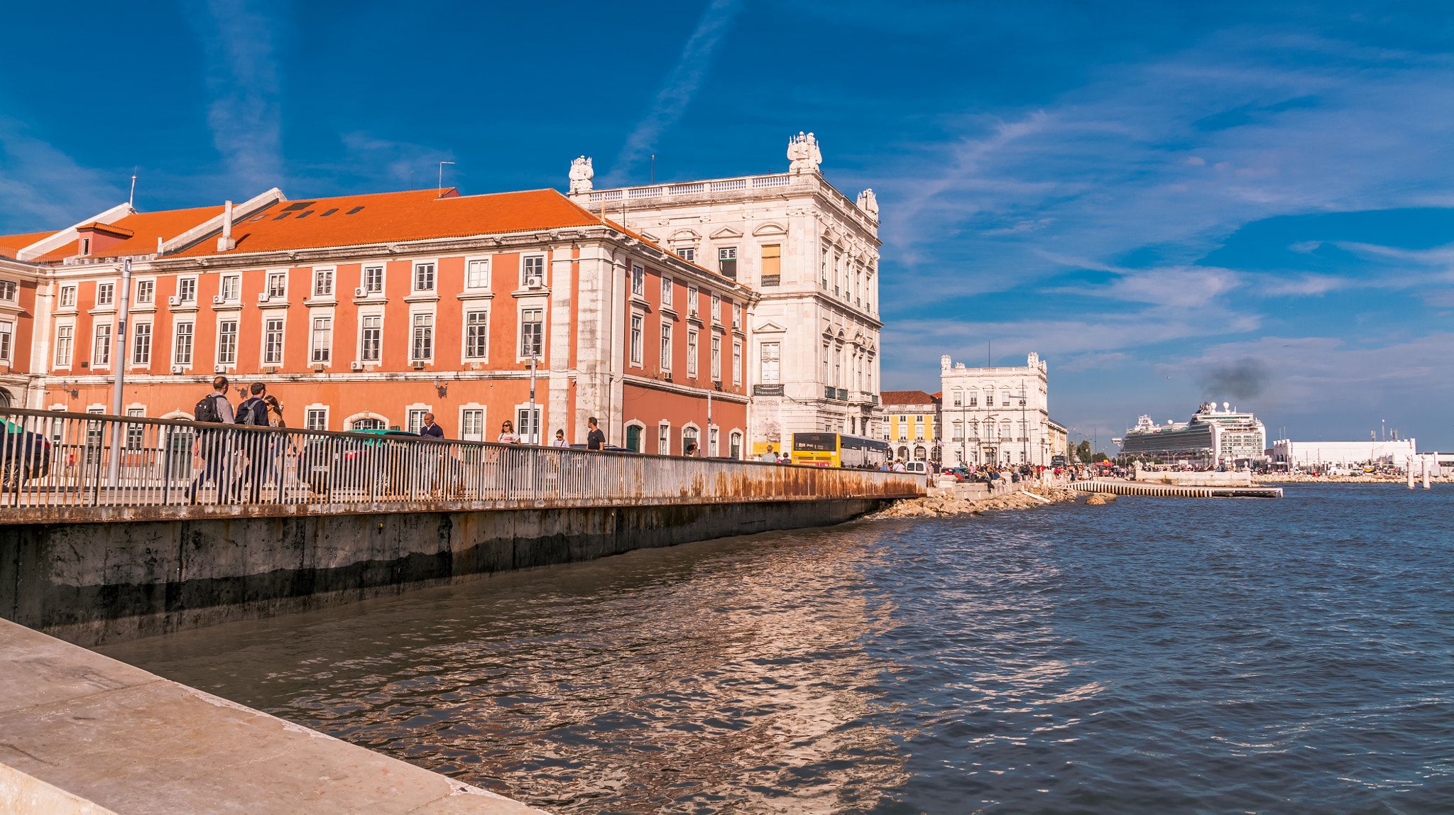 Sigma 18-250mm F3.5-6.3 DC OS HSM sample photo. Lisbon photography