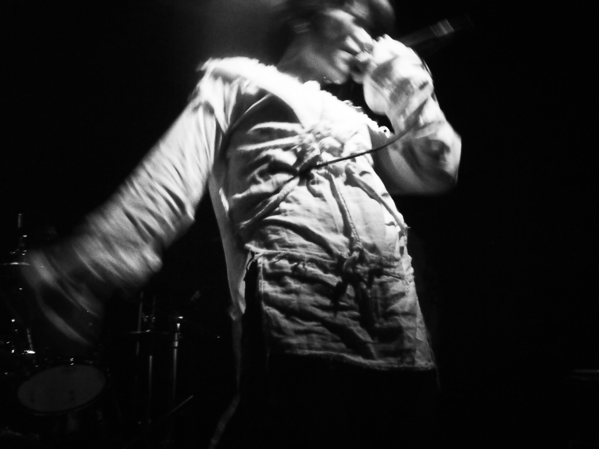 Samsung WB550, WB560 / VLUU WB550 /  HZ15W sample photo. Melt banana, berlin, 2010 photography