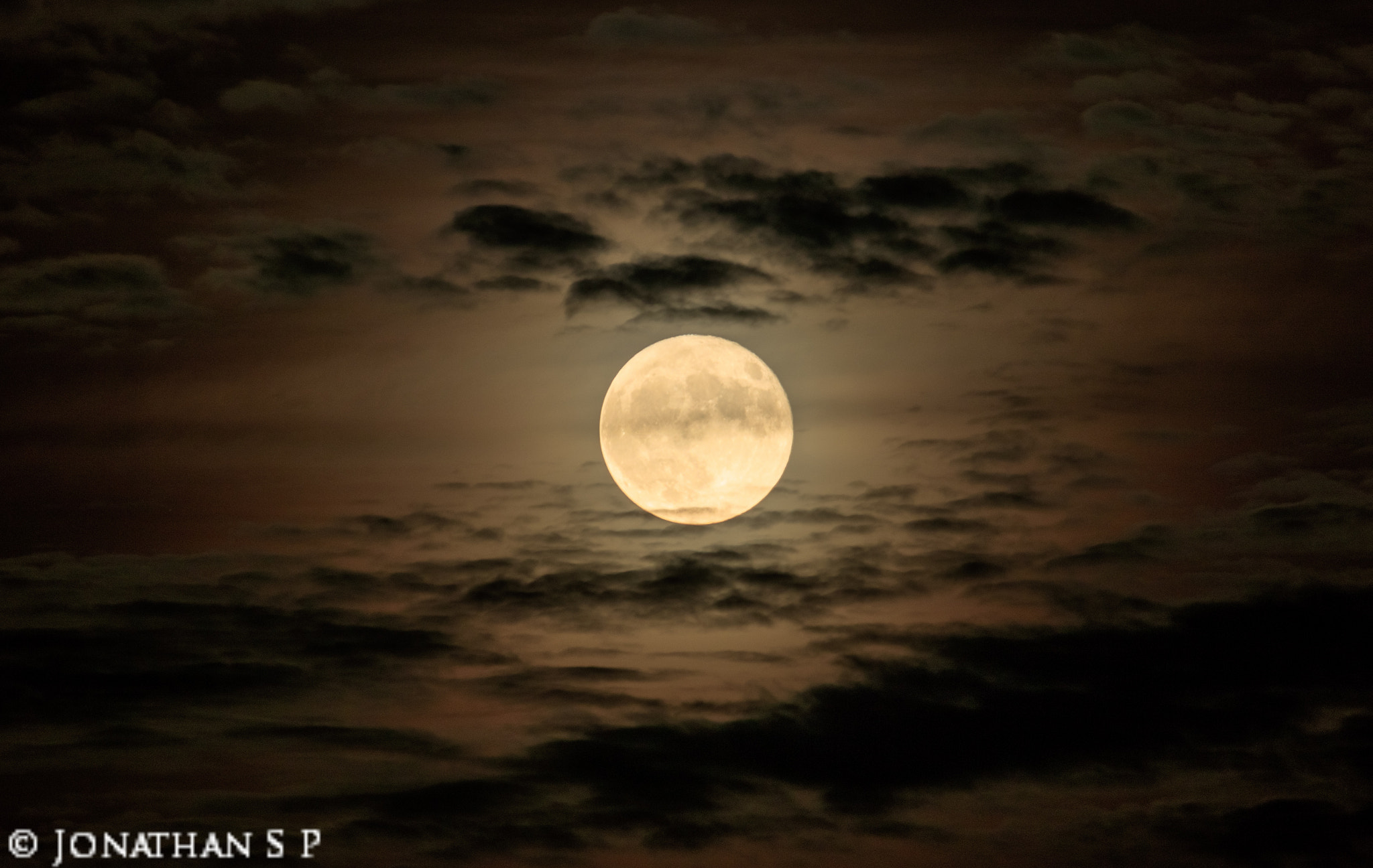 Canon EF-S 55-250mm F4-5.6 IS sample photo. Super luna de 16.10.2016 photography