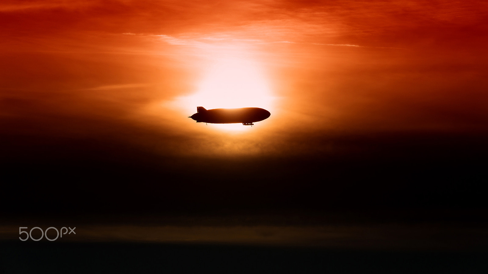Sigma 150-500mm F5-6.3 DG OS HSM sample photo. Zeppelin photography