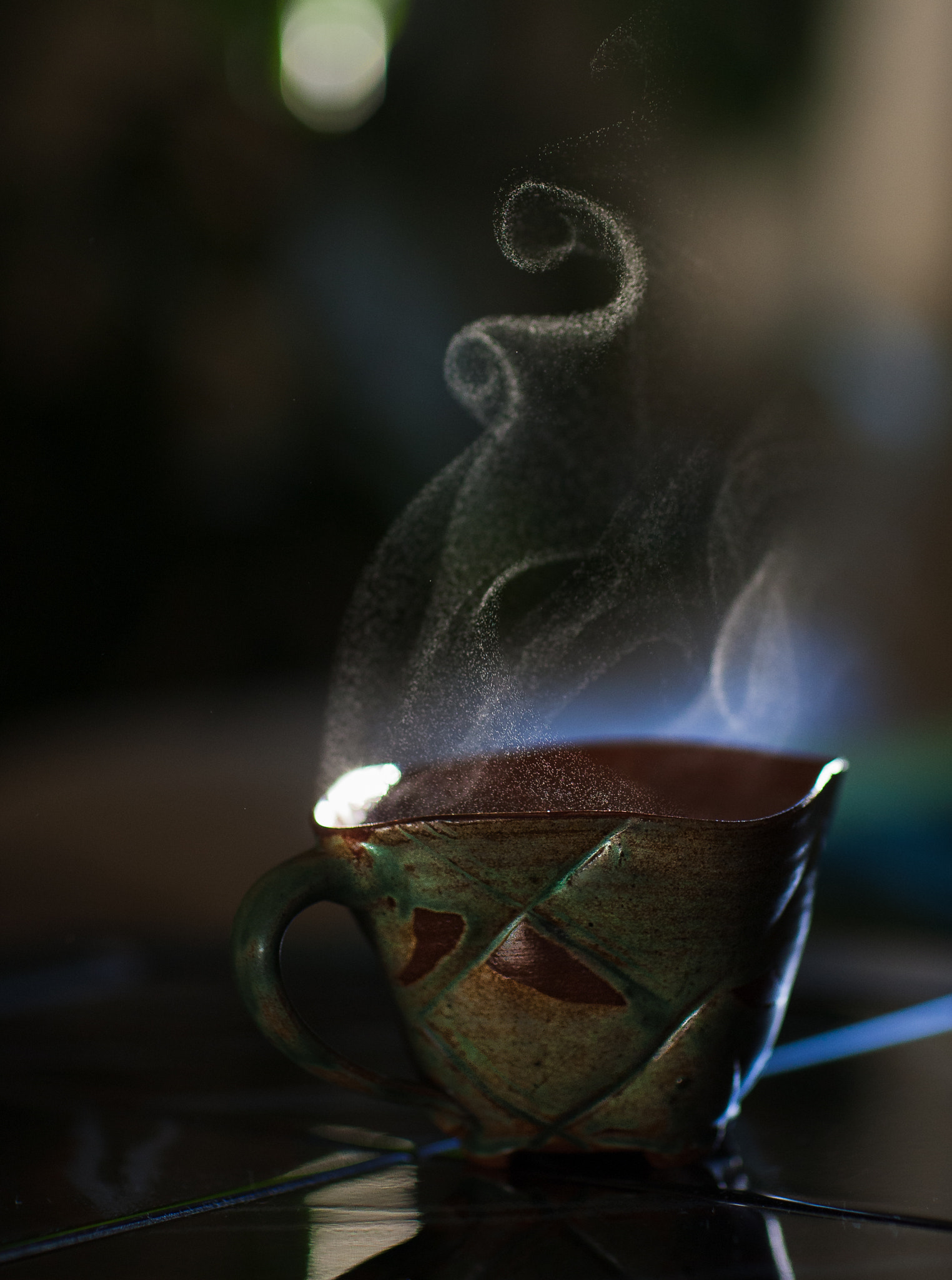 Canon EOS 5D + Canon EF 85mm F1.2L II USM sample photo. Teatime photography