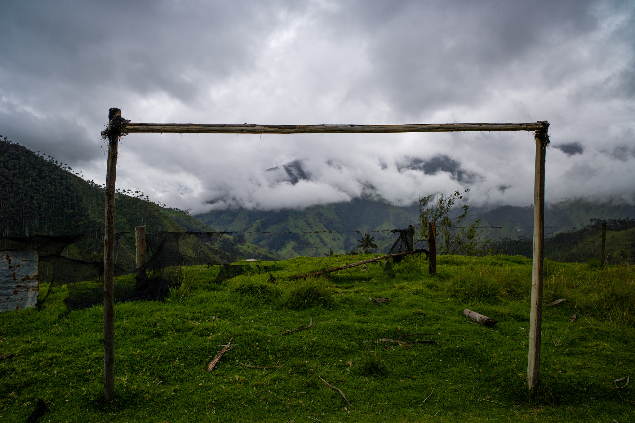 Leica M9 + Leica Elmarit-M 28mm F2.8 ASPH sample photo. High altitude football photography