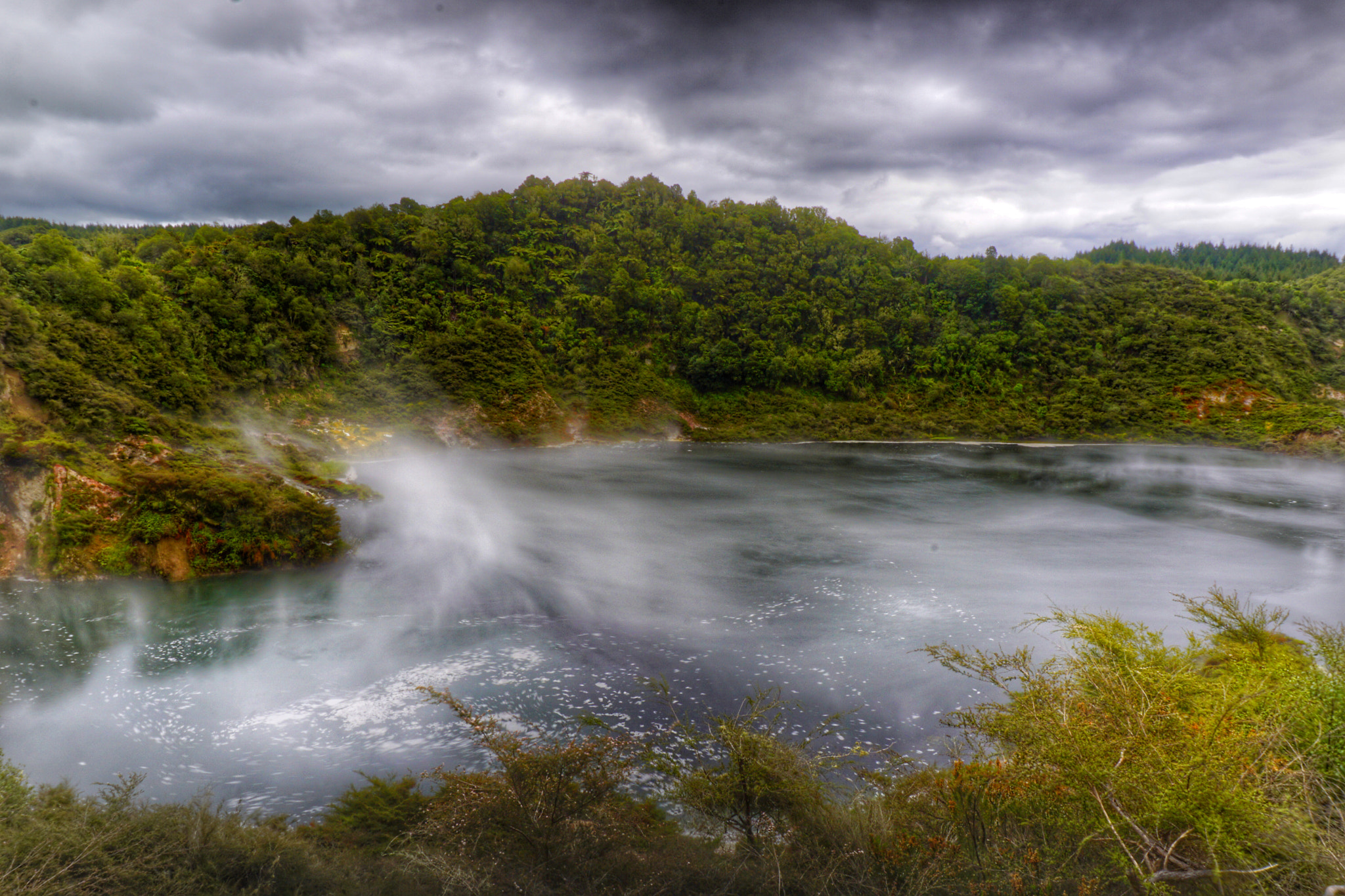 Sony PZ 300-1mm F0.0 OSS LE II sample photo. Frying pan lake photography