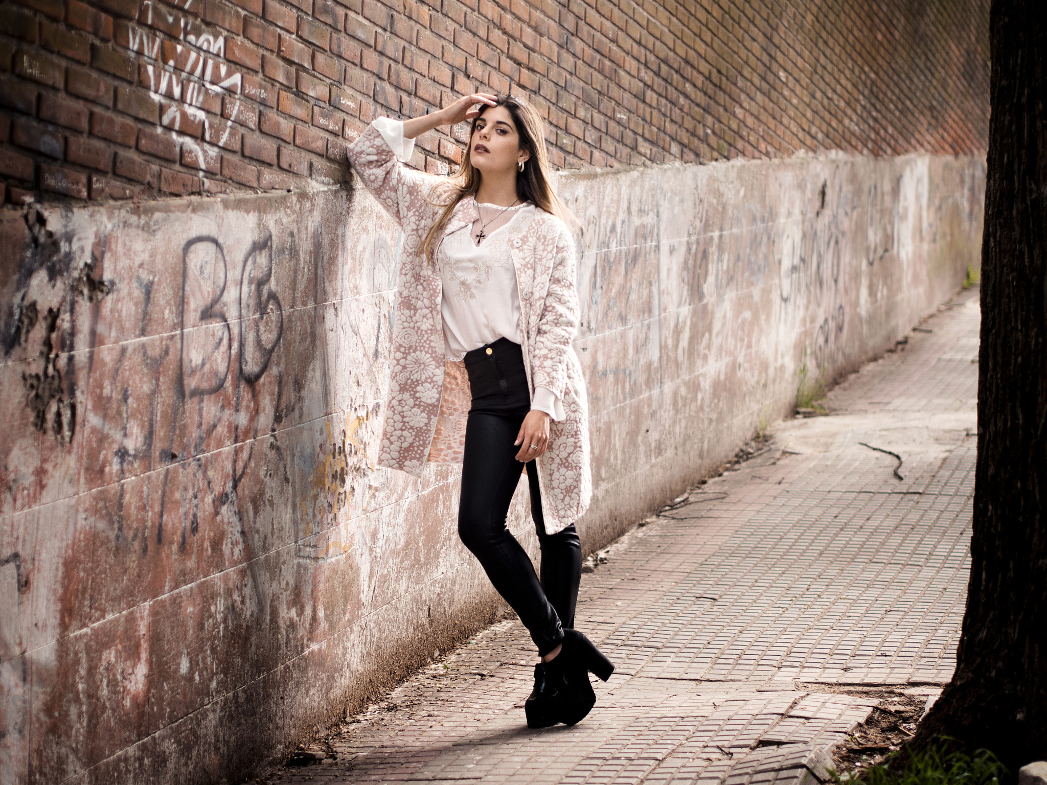 Olympus PEN E-PM2 sample photo. Secret place photography