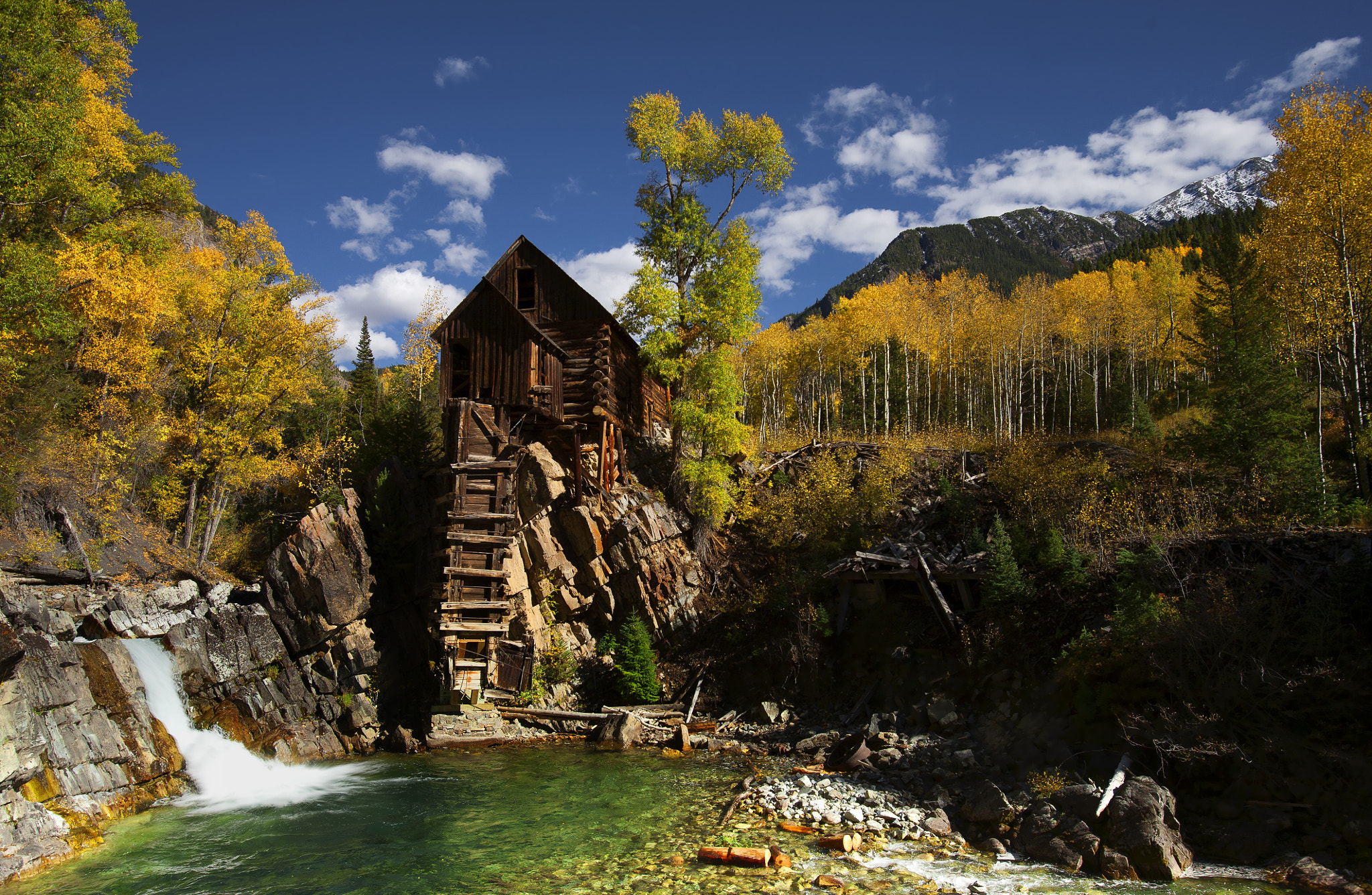Canon EF 16-35mm F2.8L USM sample photo. Crystal mill photography