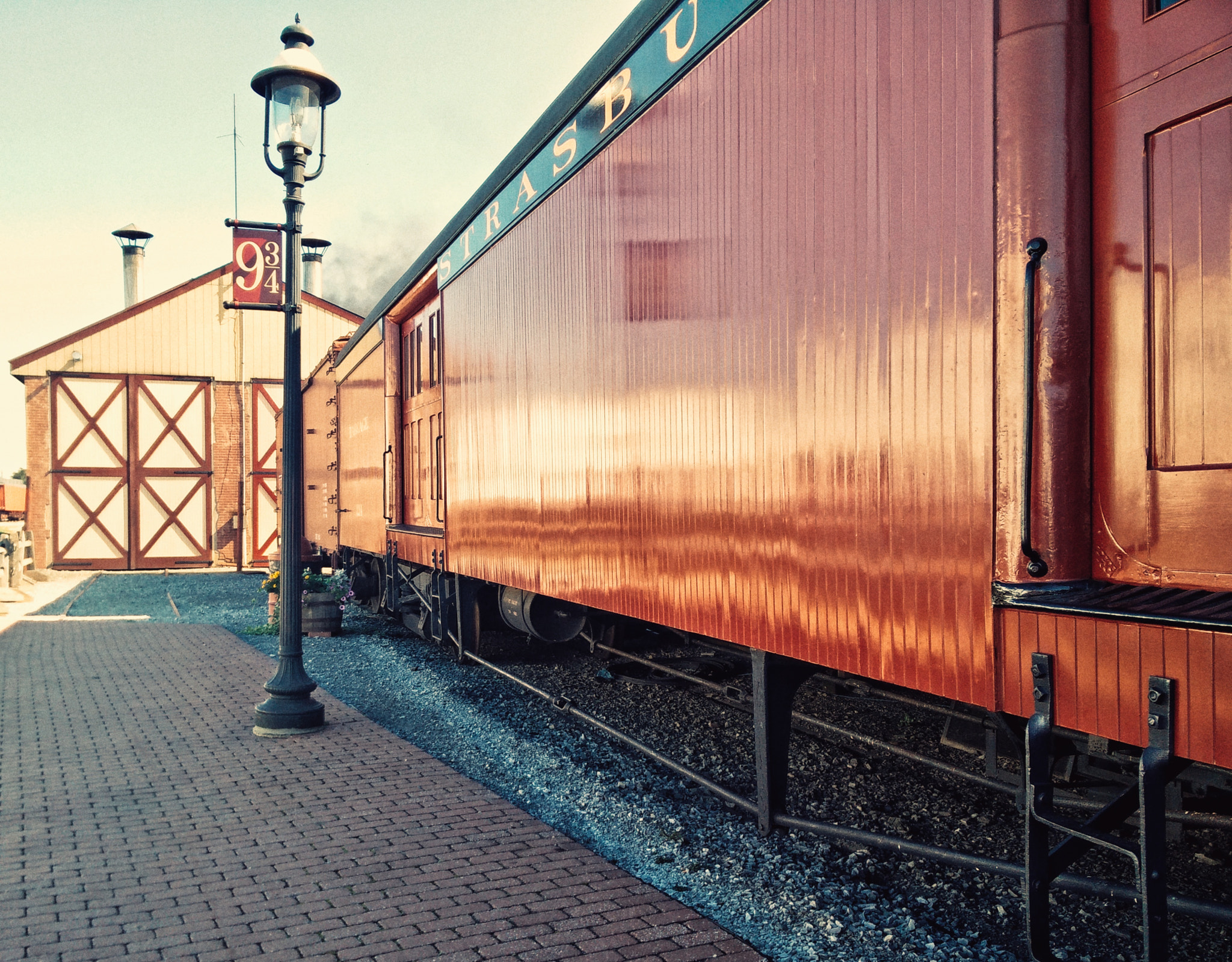 OnePlus ONE sample photo. 'hogwarts express arriving at platform nine and three quarters!' photography