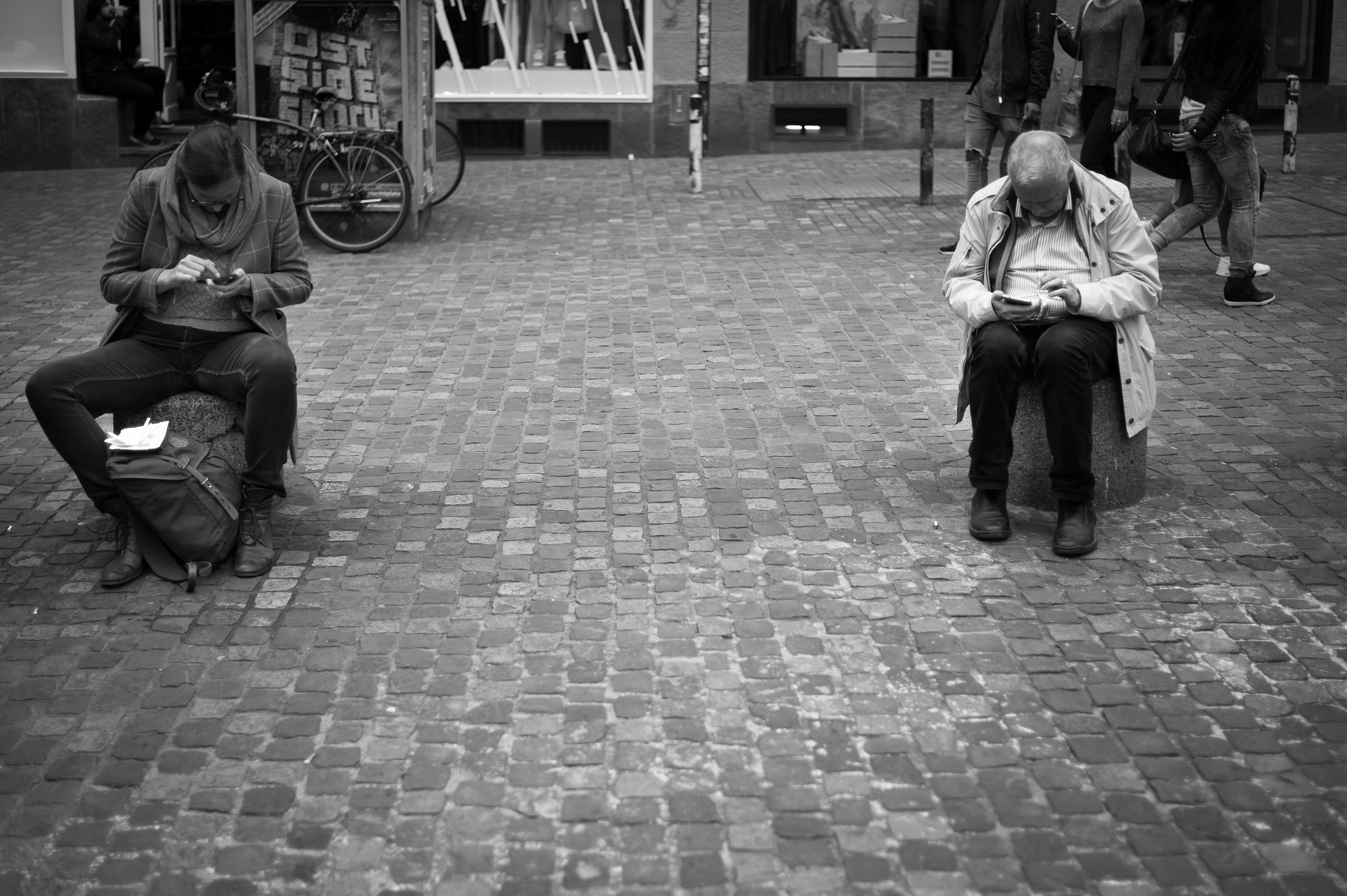 Leica Summilux-M 35mm F1.4 ASPH sample photo. Generations lost in the www photography