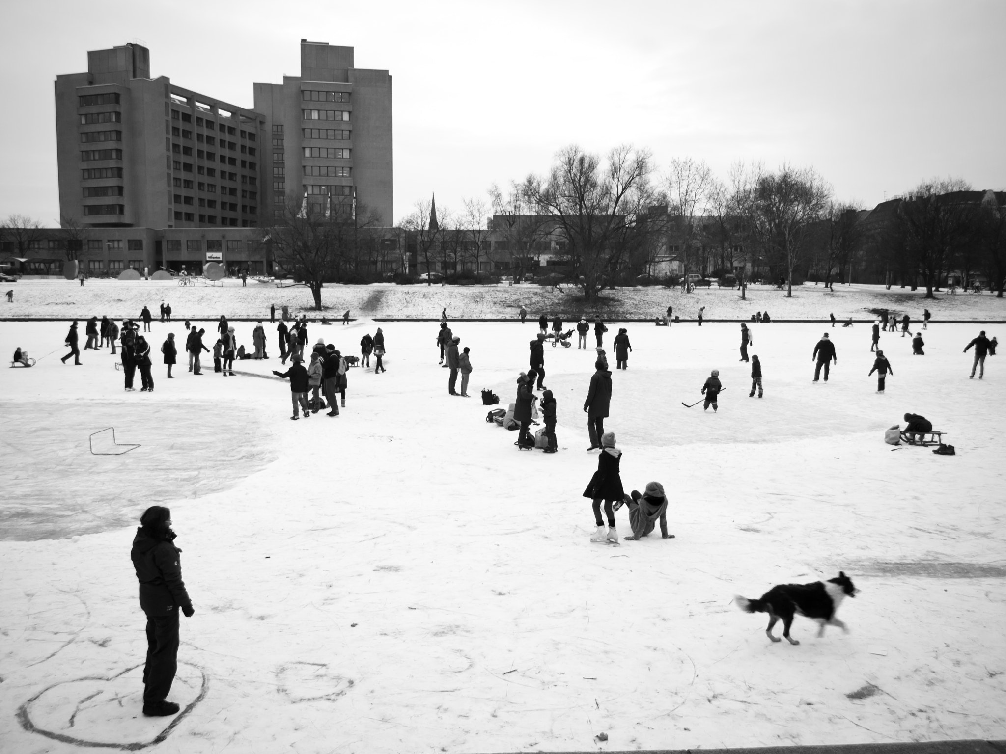 Olympus PEN E-P3 + Panasonic Lumix G 14mm F2.5 ASPH sample photo. Winter in berlin, 2012. photography