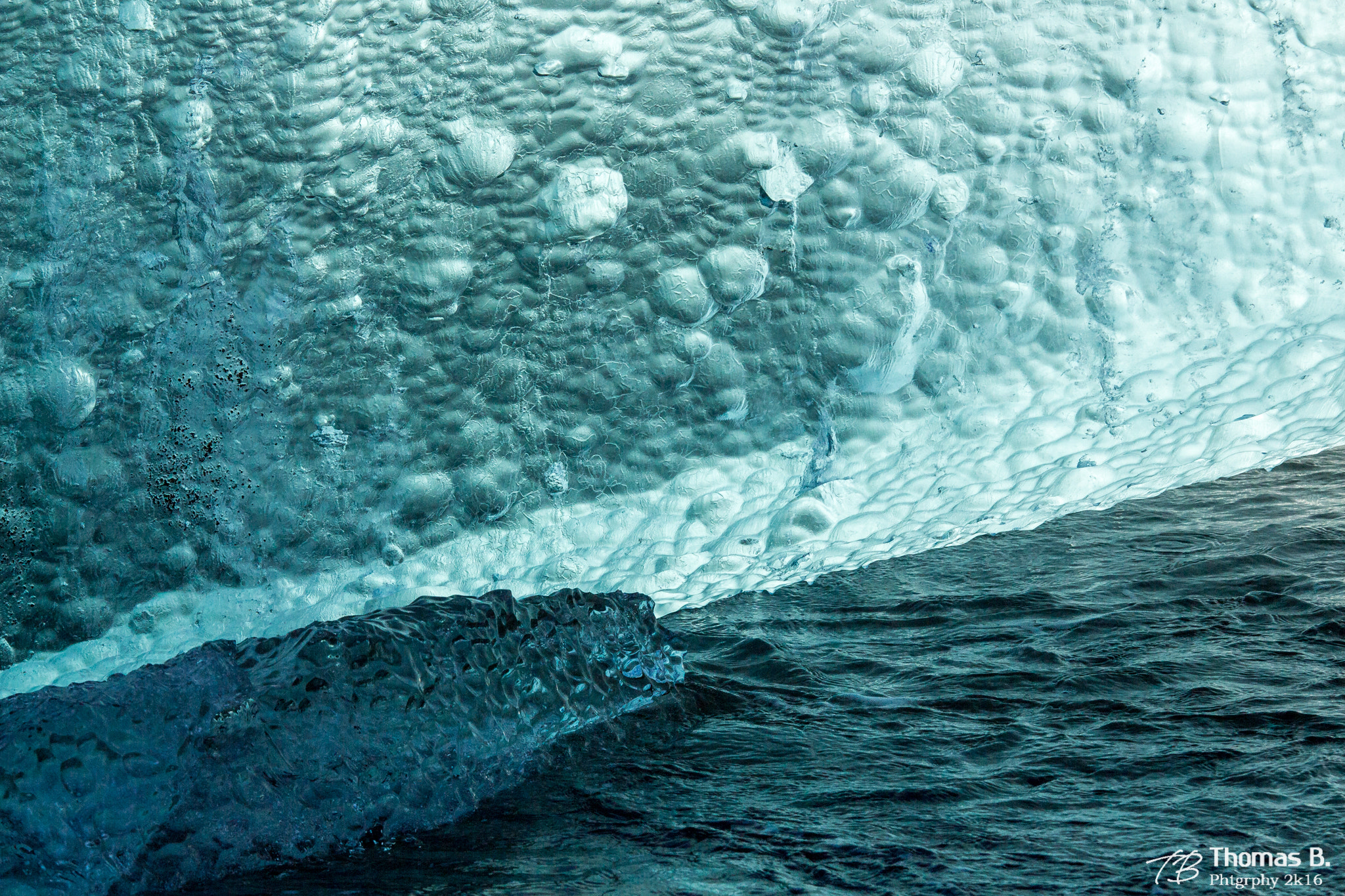 Canon EOS 700D (EOS Rebel T5i / EOS Kiss X7i) + Canon EF 70-200mm F4L IS USM sample photo. Ice on iceland photography