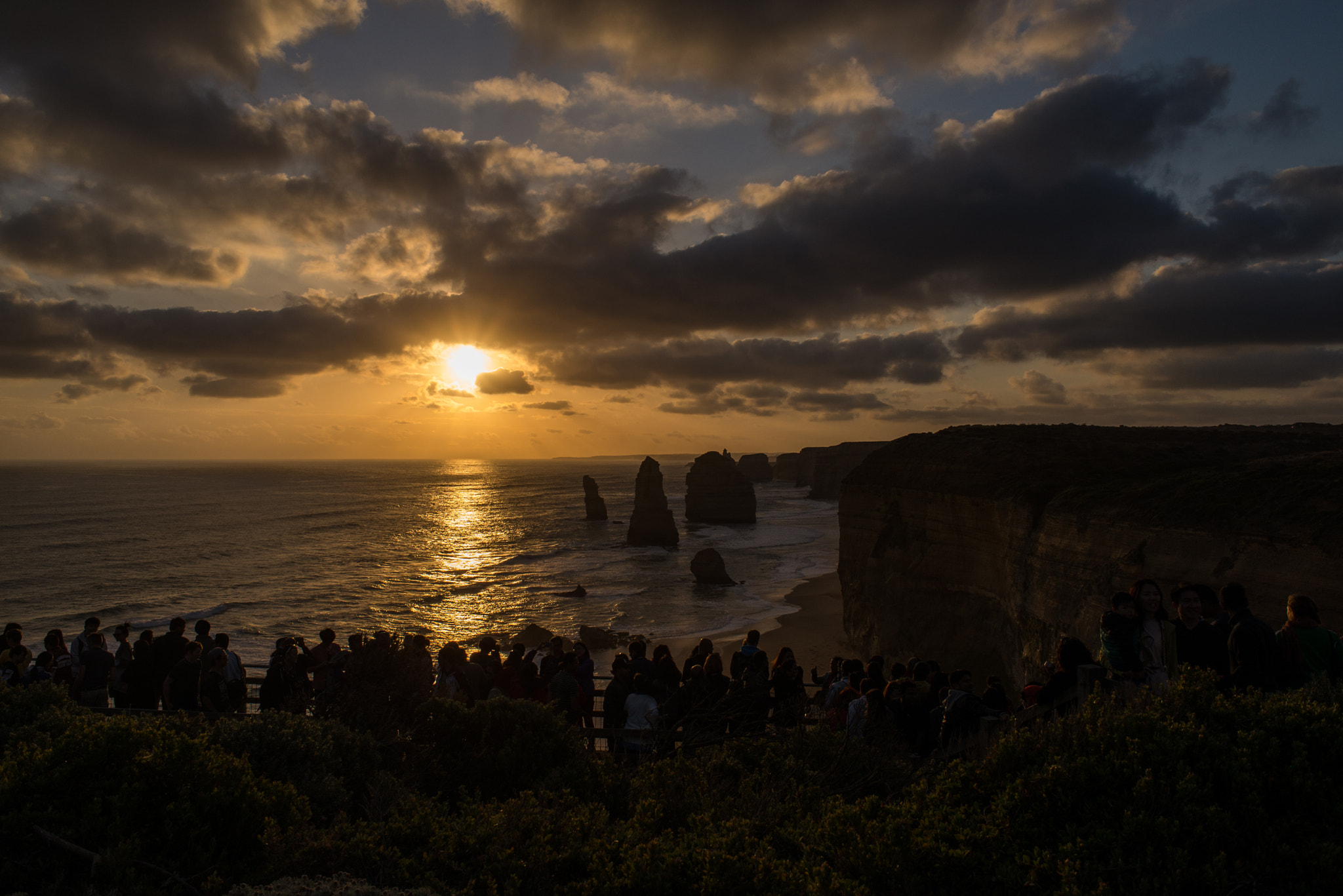 Nikon D610 + Nikon AF Nikkor 28mm F2.8D sample photo. The twelve photography