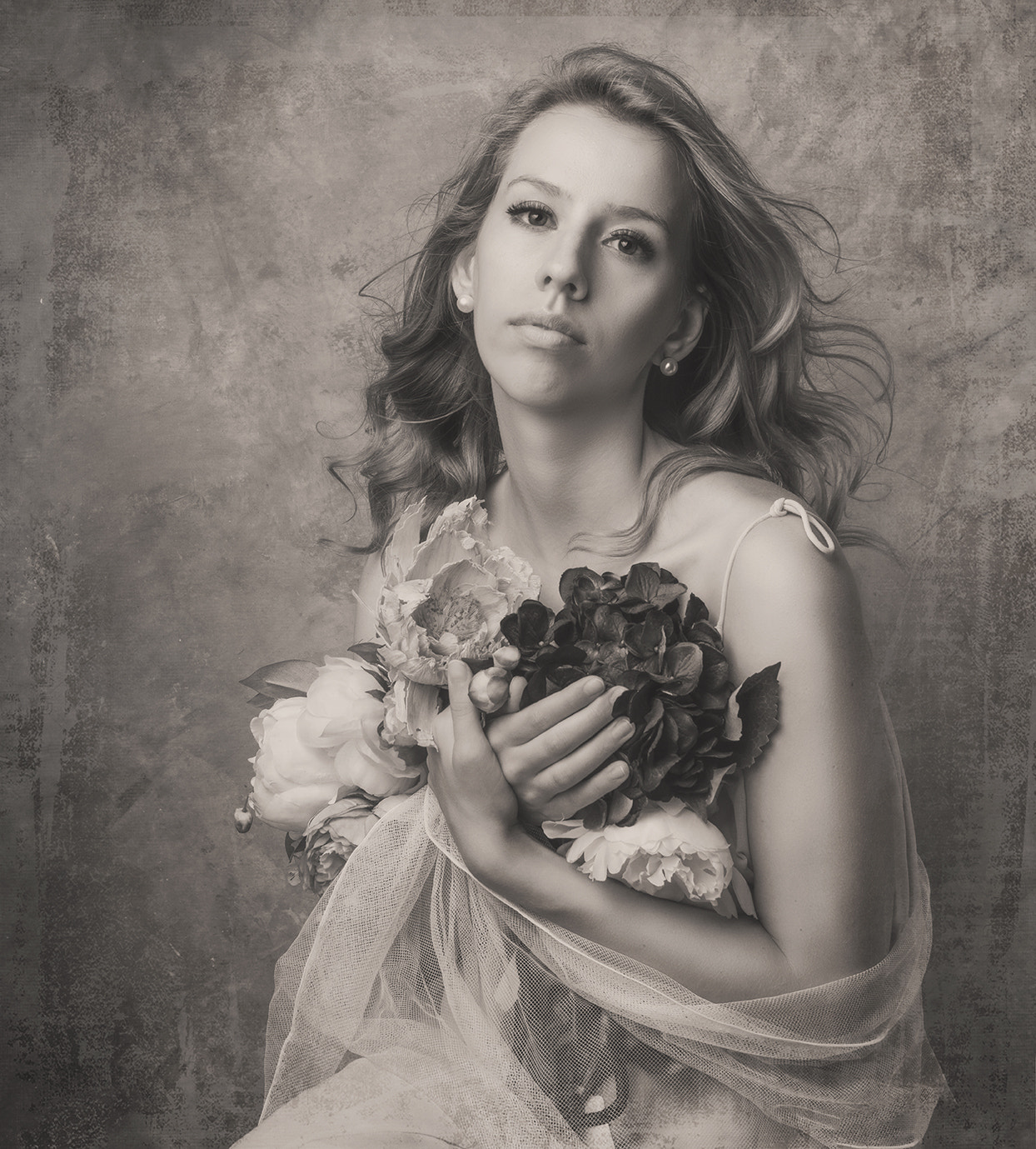 Nikon D800 sample photo. Some dry flowers and tulle photography