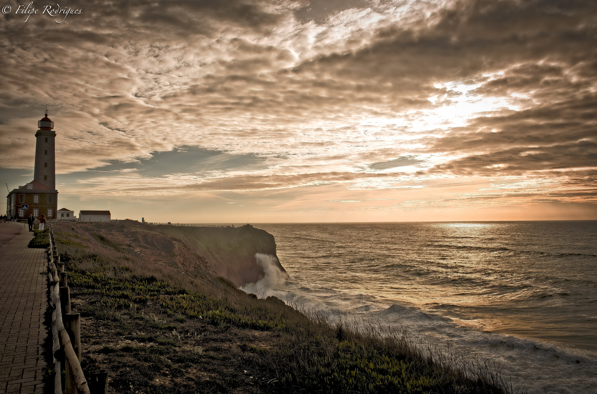 Nikon AF-S Nikkor 28-70mm F2.8 ED-IF sample photo. Coastline sidewalk photography