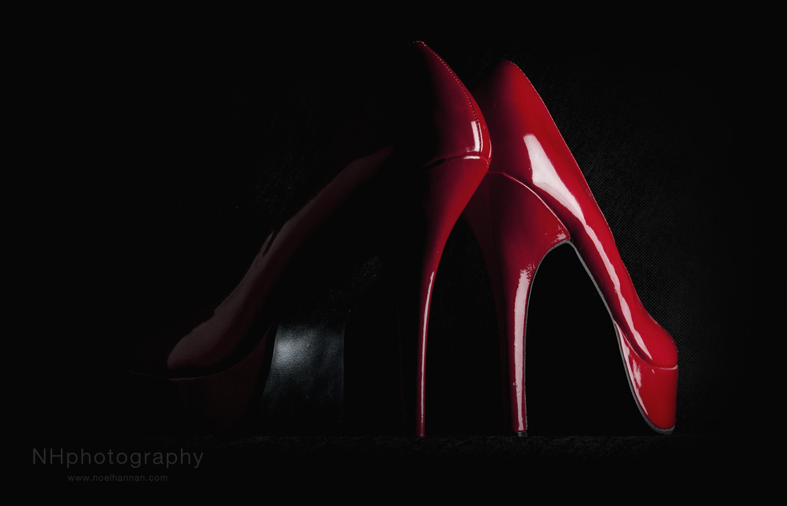 Nikon D200 sample photo. Heels 26... always bet on red photography