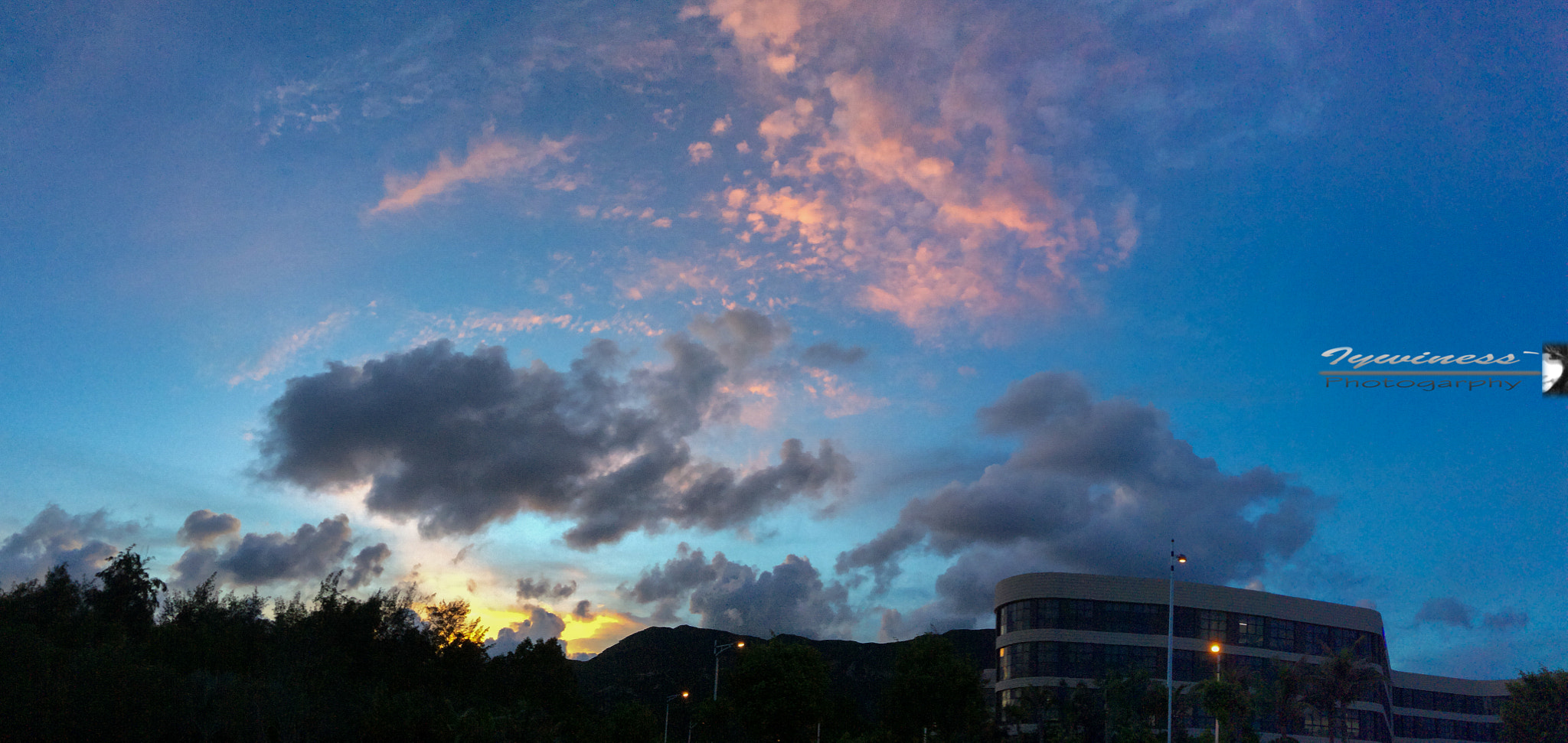 iPad mini 2 back camera 3.3mm f/2.4 sample photo. Fire clouds photography
