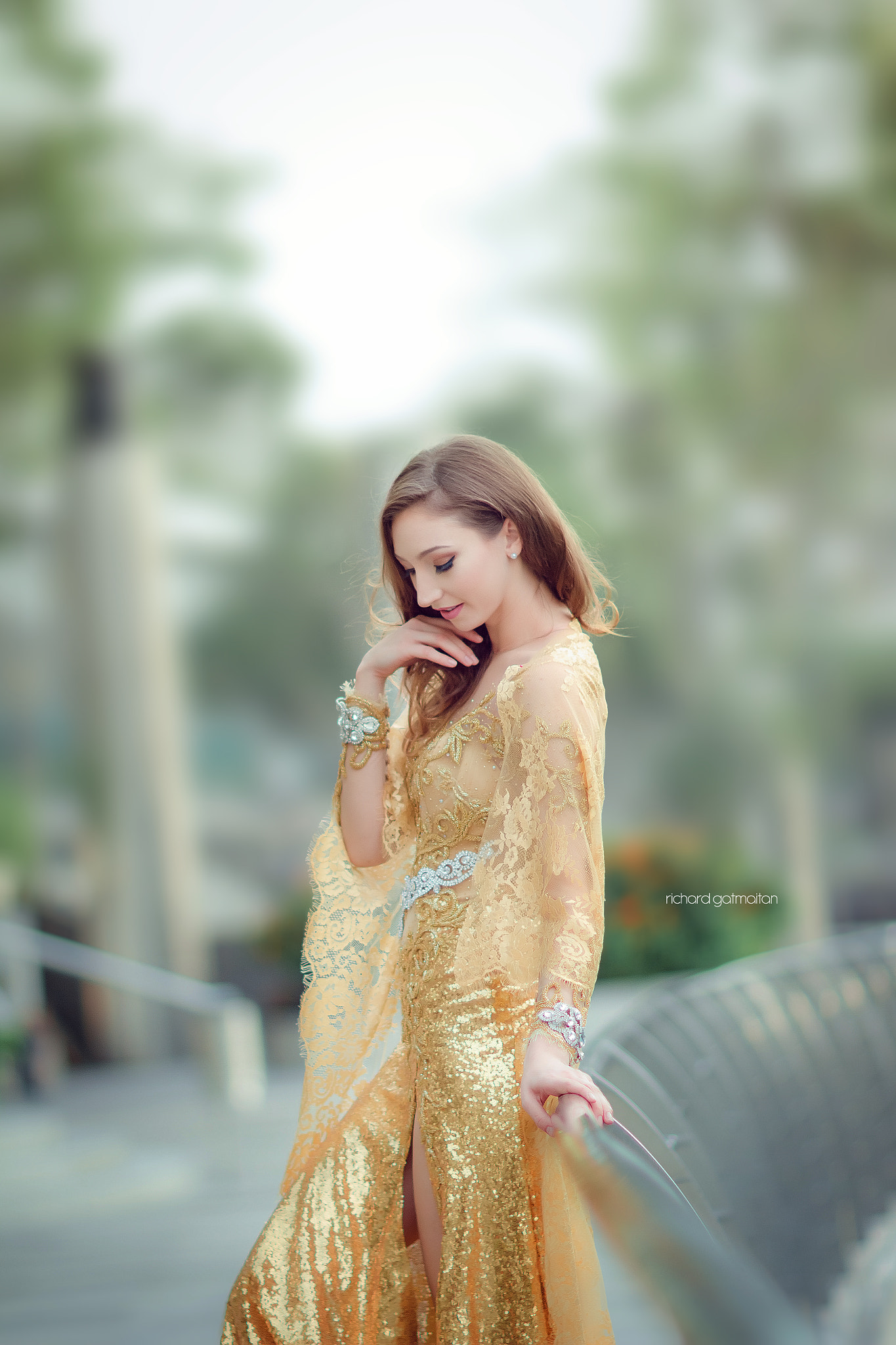 Canon EOS 7D + Canon EF 85mm F1.2L II USM sample photo. Elena photography