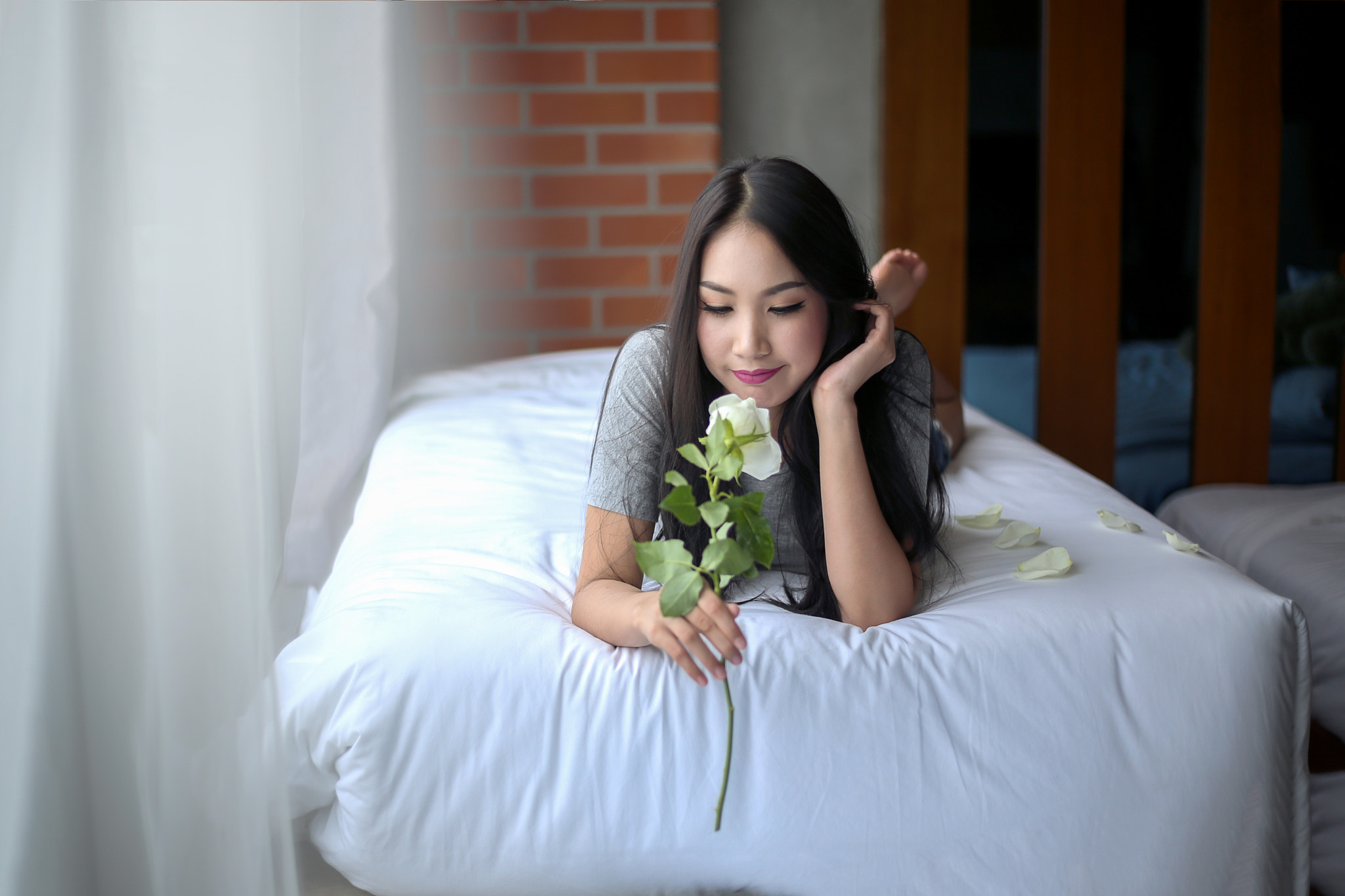 v2?sig=5a8bc492f4450a51a23cdc0e202fa4ceca8b01cc9f5240cd6917556f364c84f7