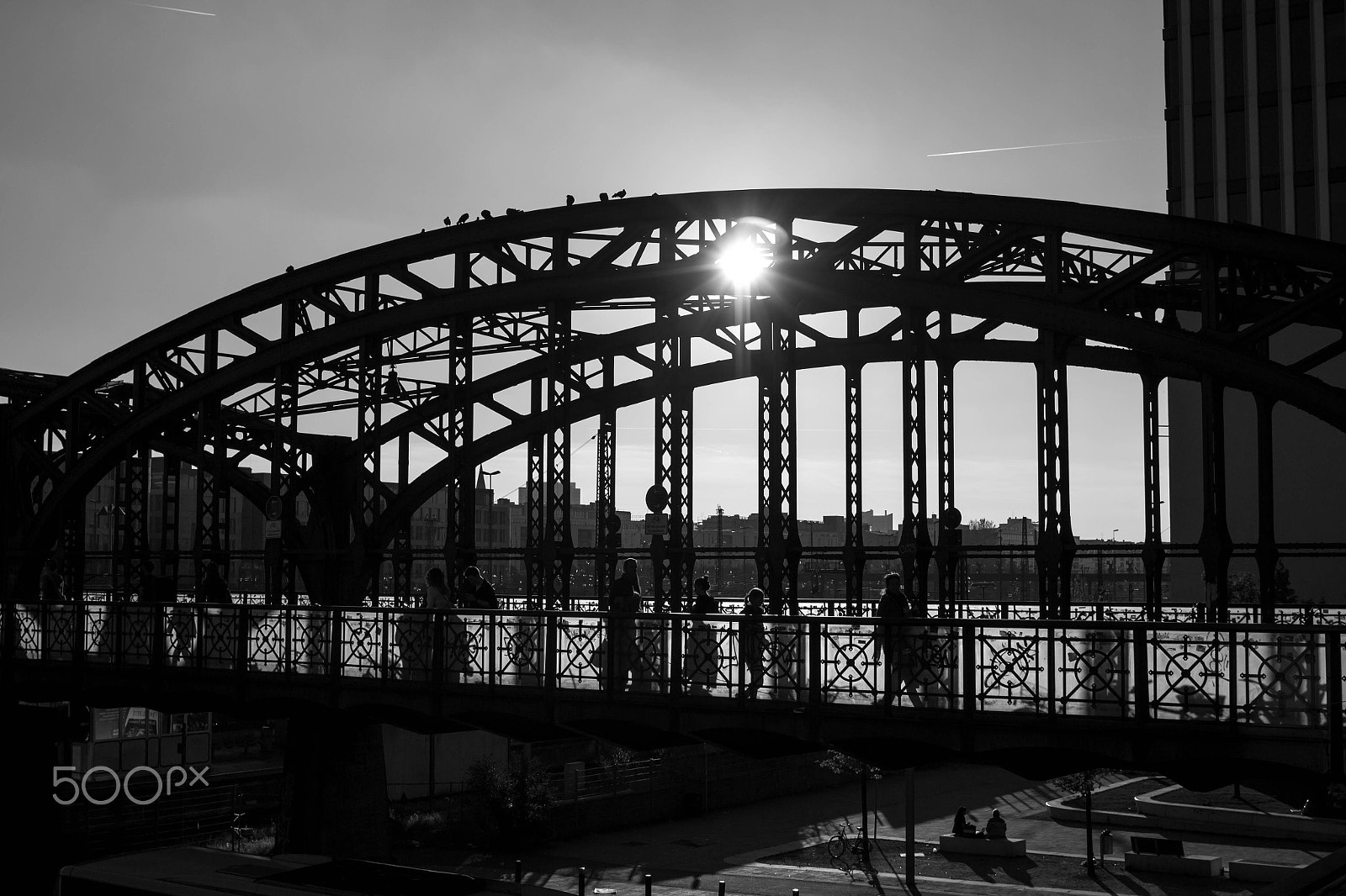 Canon EF 28mm F2.8 IS USM sample photo. Le bridge and the sun photography