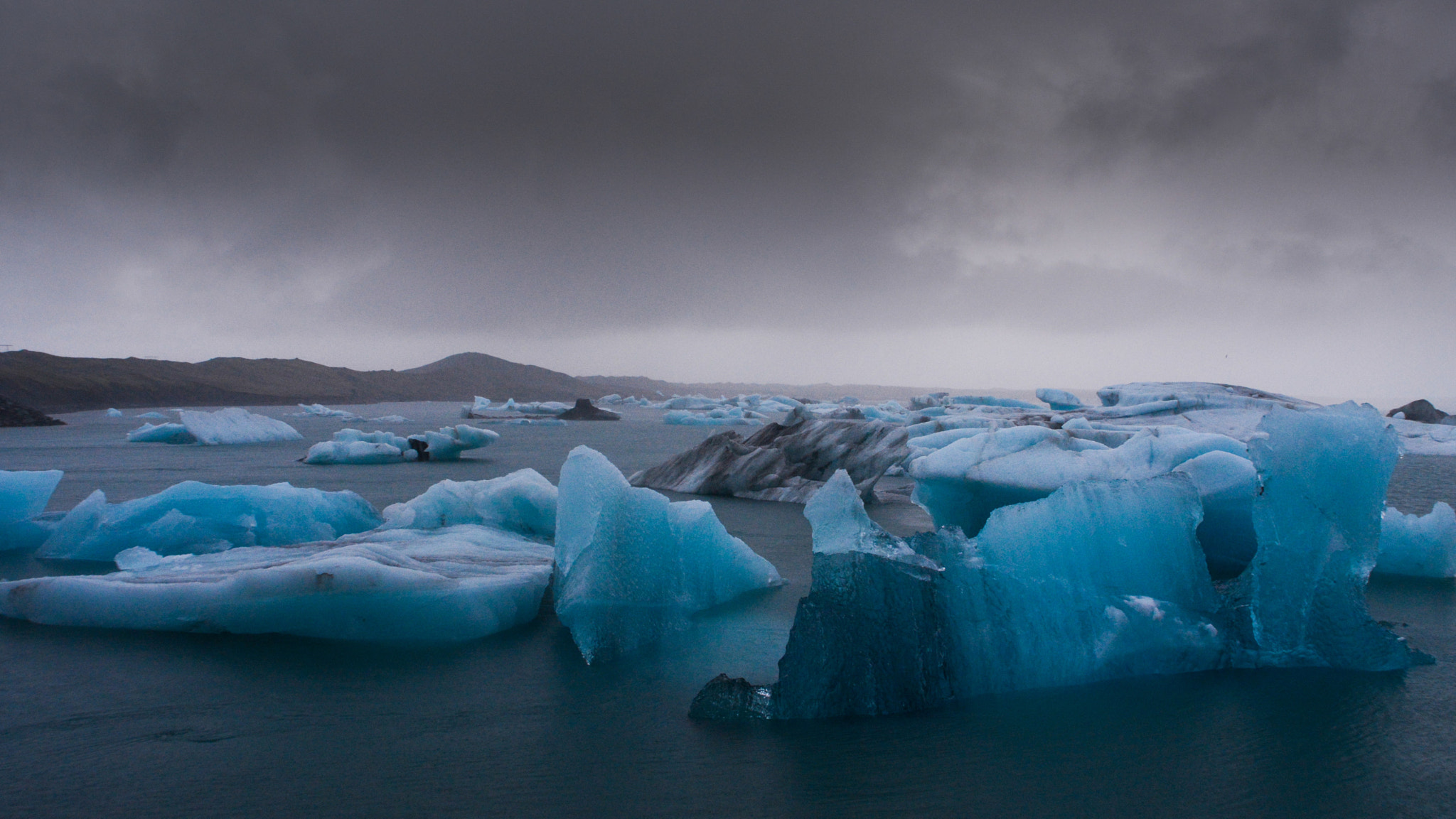 AF Zoom-Nikkor 35-70mm f/3.3-4.5 N sample photo. Gríðarlega photography