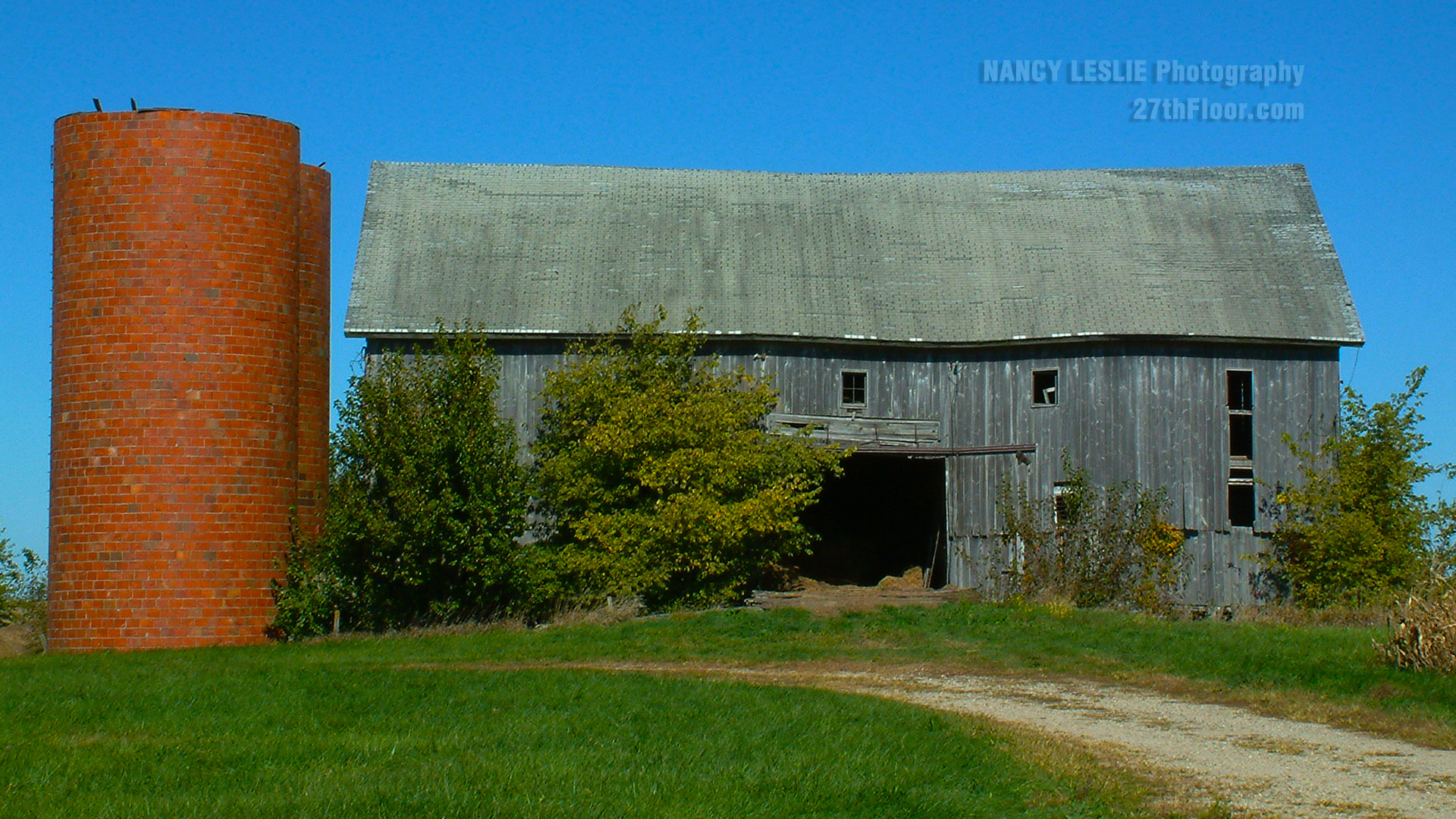 Fujifilm FinePix S602 ZOOM sample photo. Twosilobarn photography