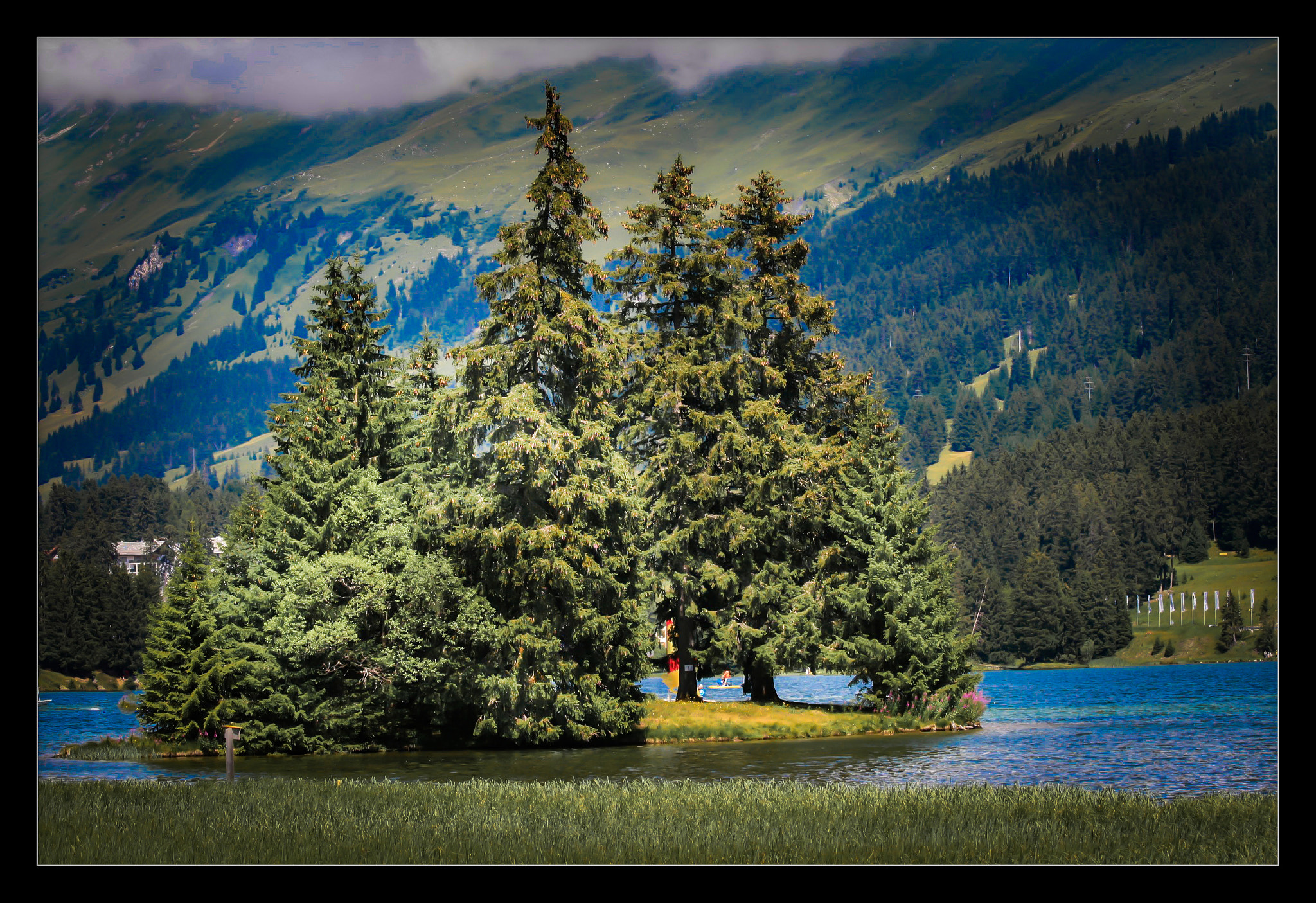 Canon EF 70-300mm F4-5.6 IS USM sample photo. Inselchen im heidsee (lenzerheide,schweiz). photography