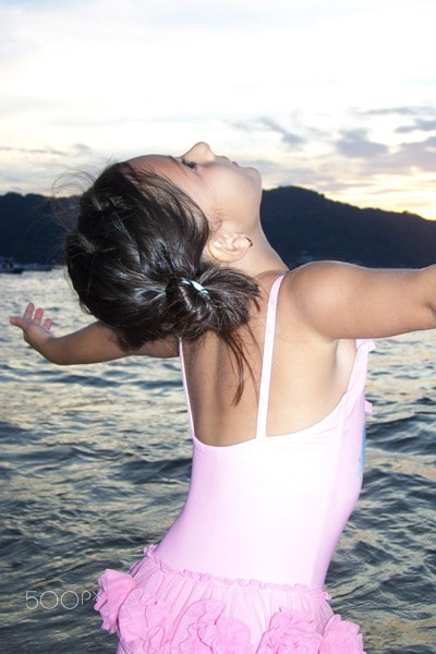 Kodak Z650 ZOOM DIGITAL CAMERA sample photo. Dancing at acapulco photography
