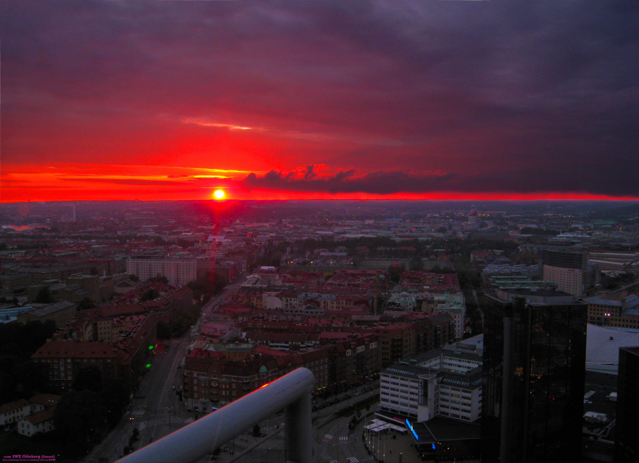 Canon DIGITAL IXUS 860 IS sample photo. Swe goeteborg [purple sunset] aug 2009 by kwot photography