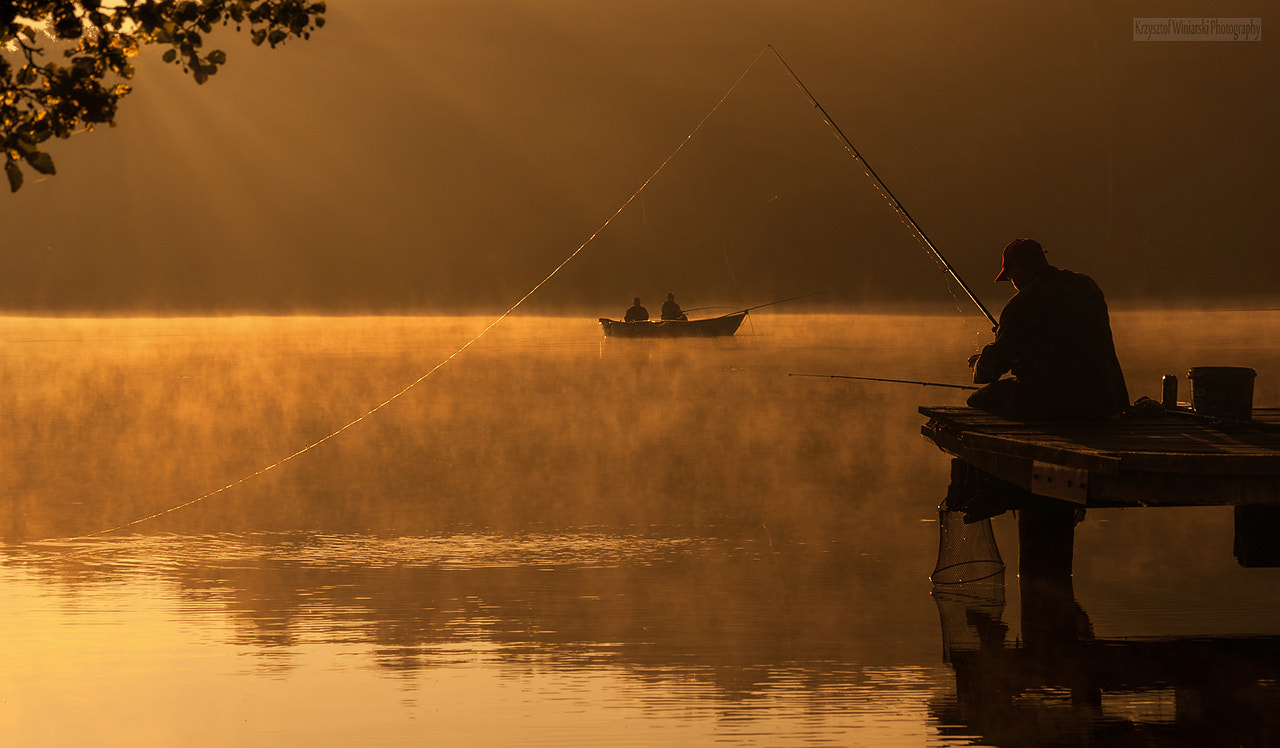 Sony Alpha DSLR-A380 + Sigma 18-200mm F3.5-6.3 DC sample photo. Anglers in the mist photography