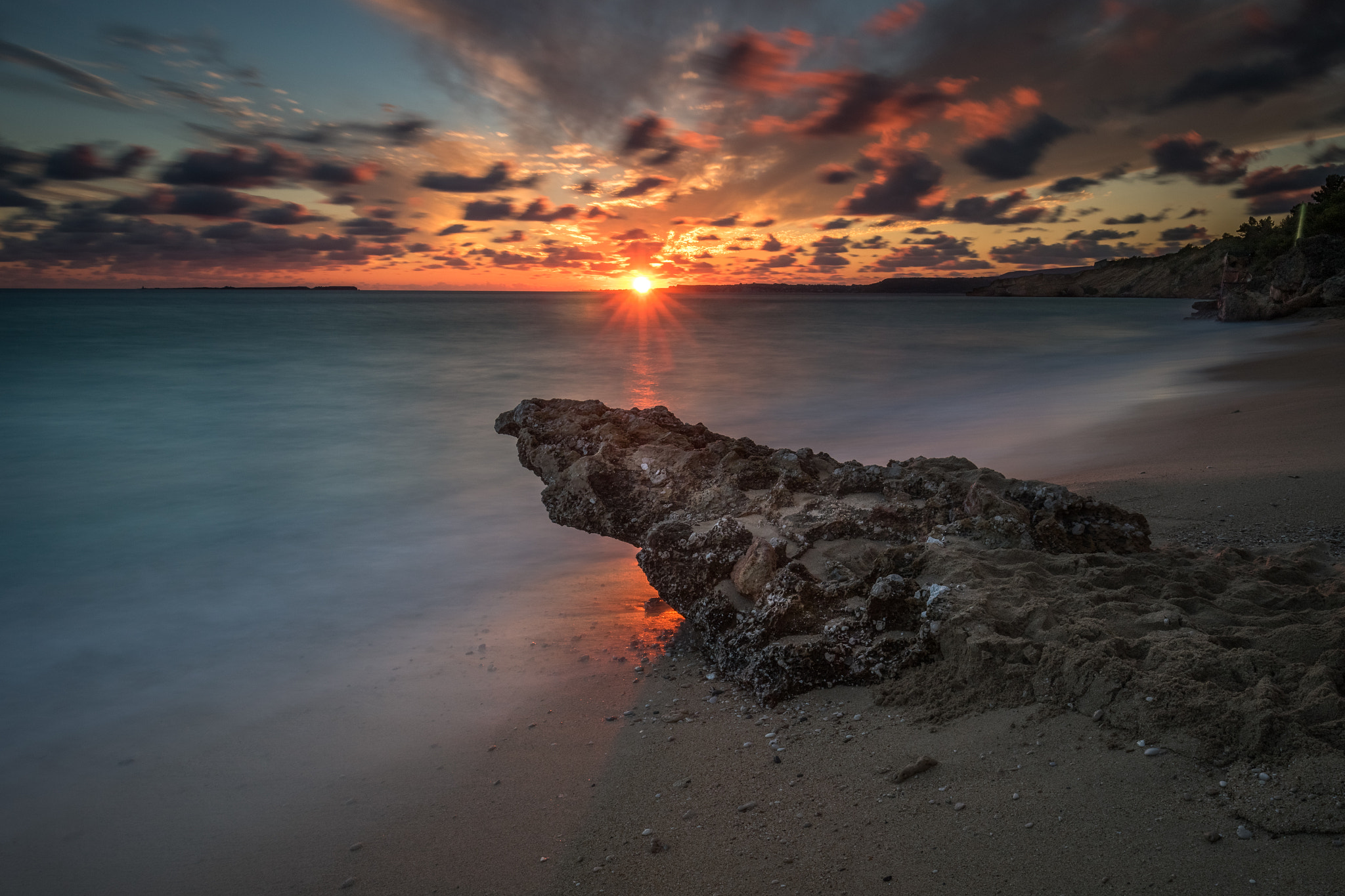Canon EF 16-35mm F4L IS USM sample photo. Dreamy photography