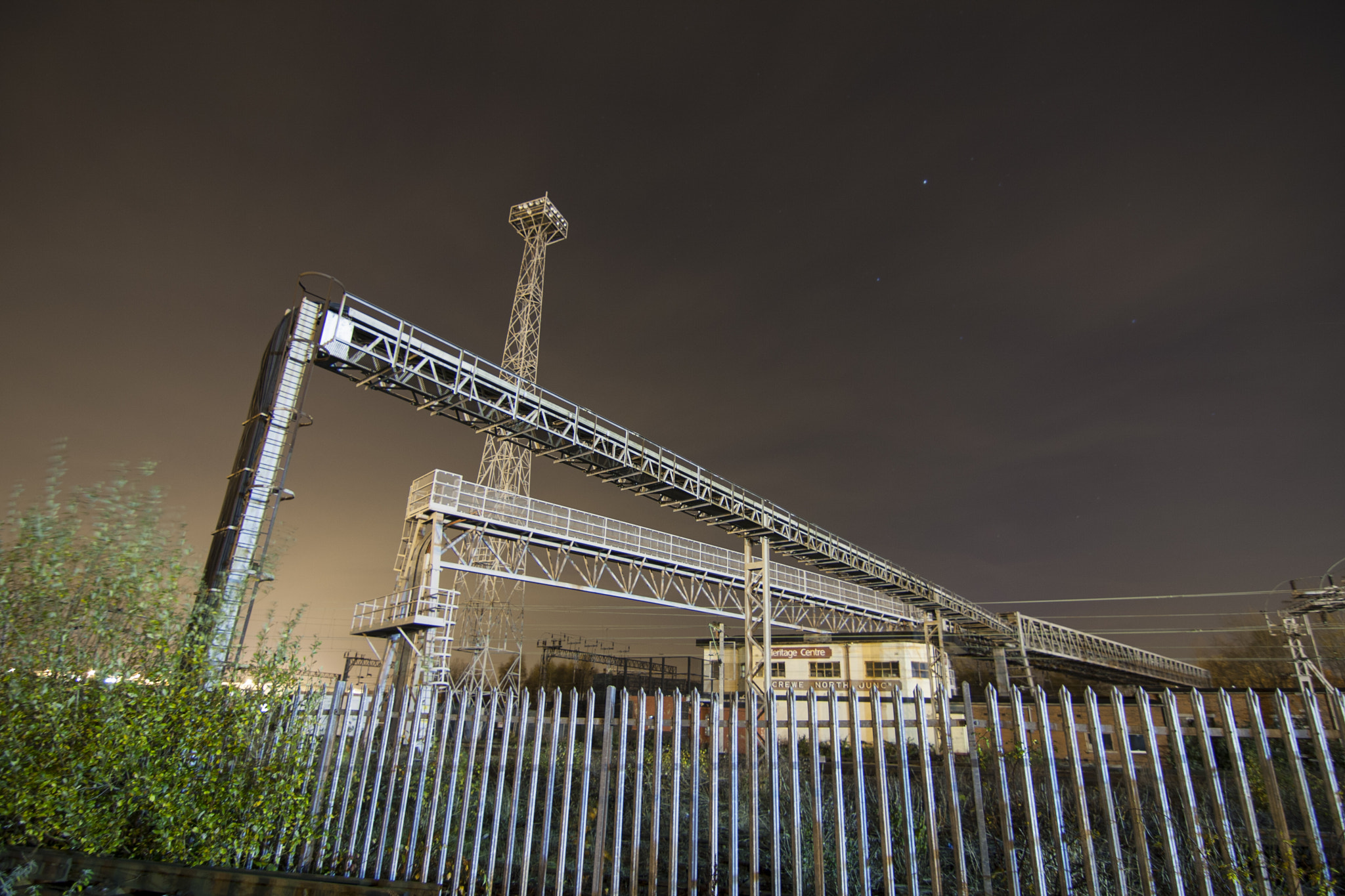 Canon EOS 40D sample photo. Night photography