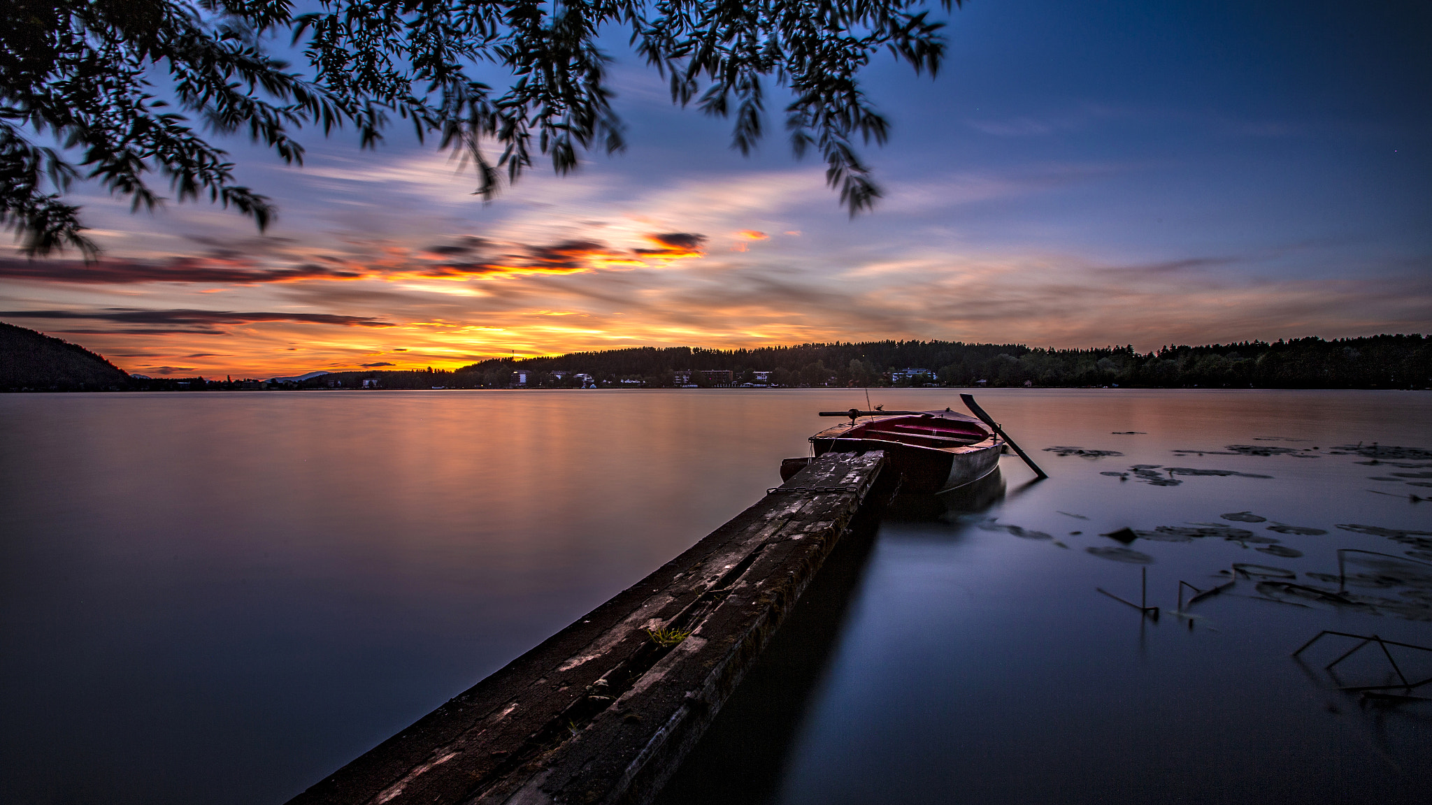 Canon EF 16-35mm F2.8L USM sample photo. Sunset- lake klopein photography