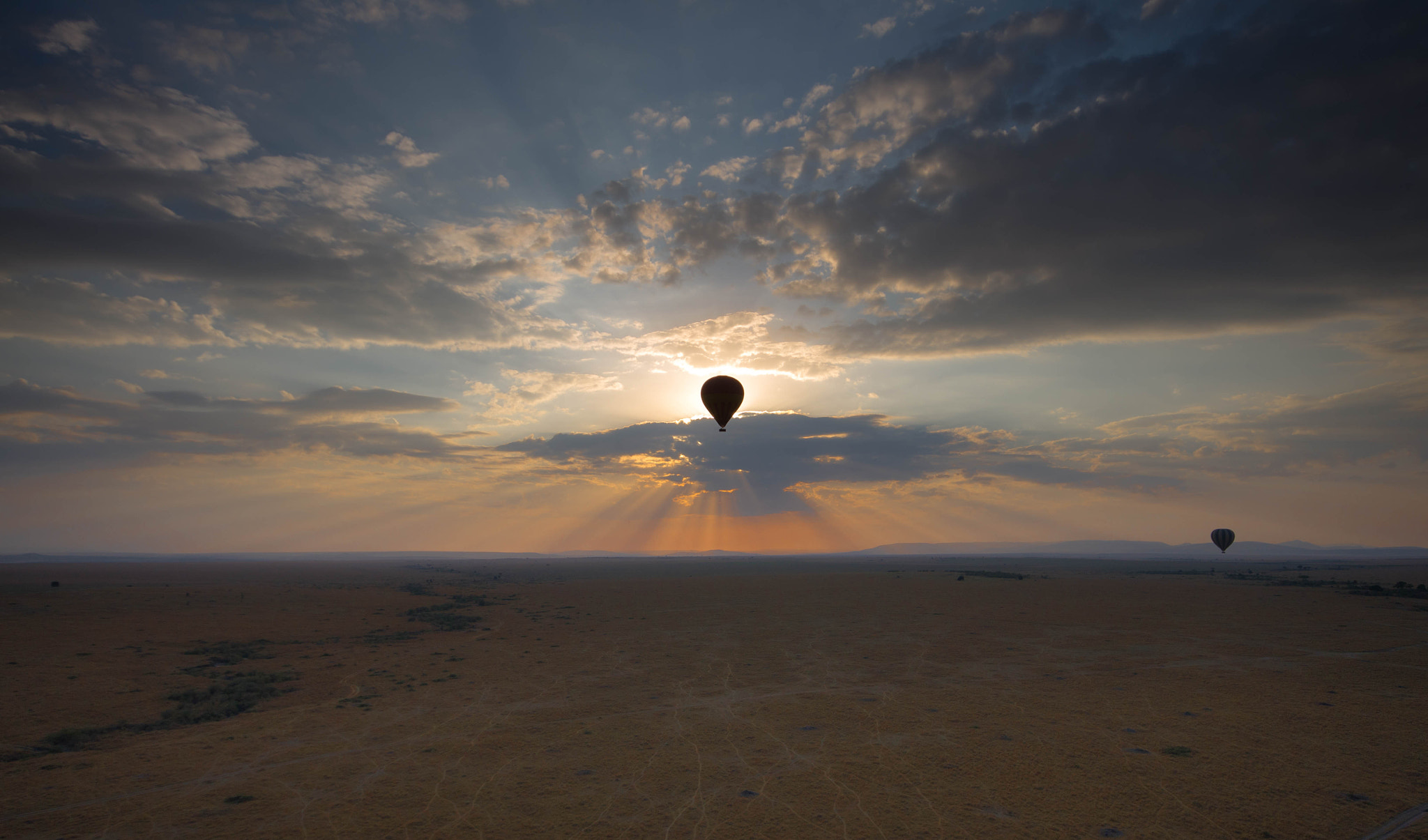 Sigma AF 10-20mm F4-5.6 EX DC sample photo. Hot-air ballon sunrise photography