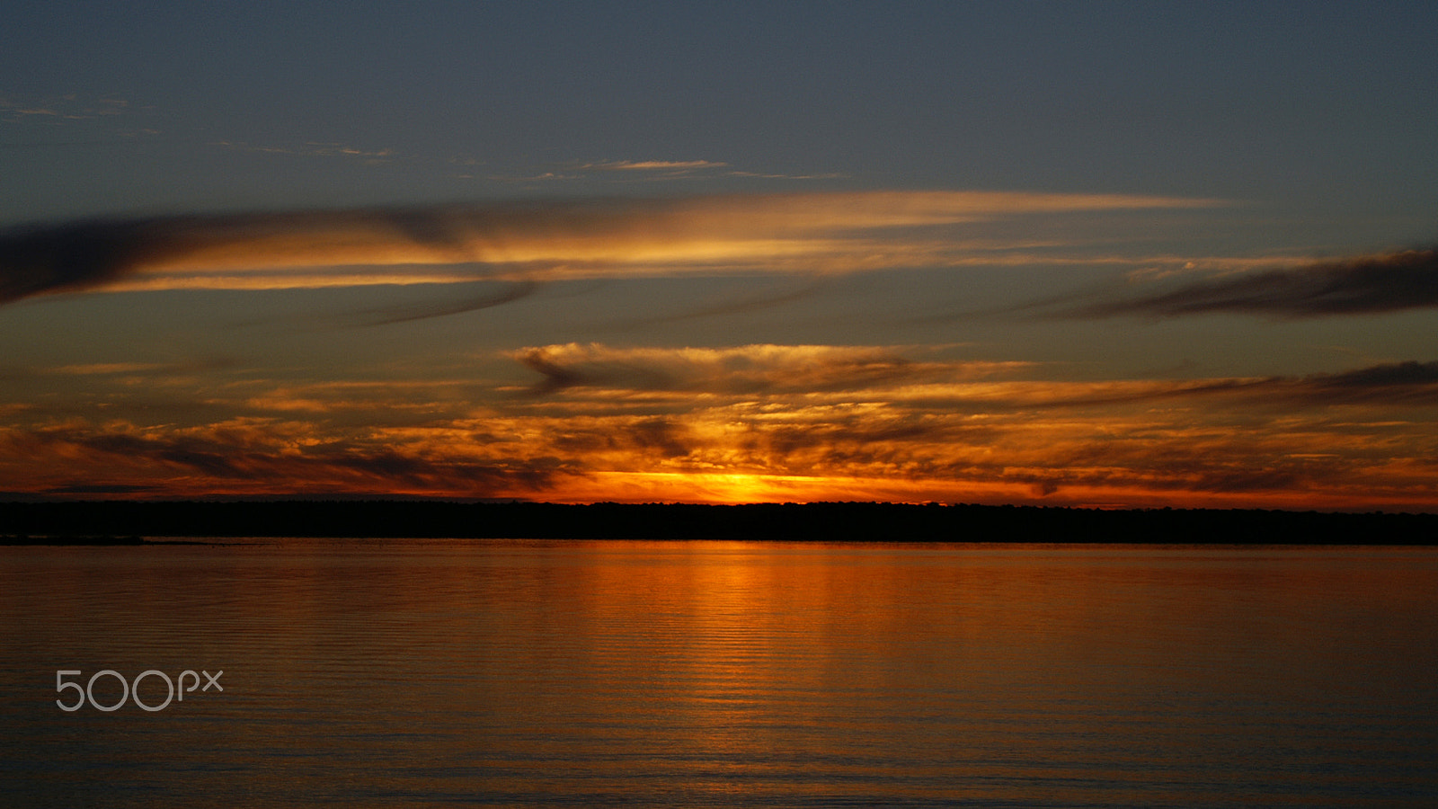KONICA MINOLTA MAXXUM 7D sample photo. Sunrise over rowley's bay photography