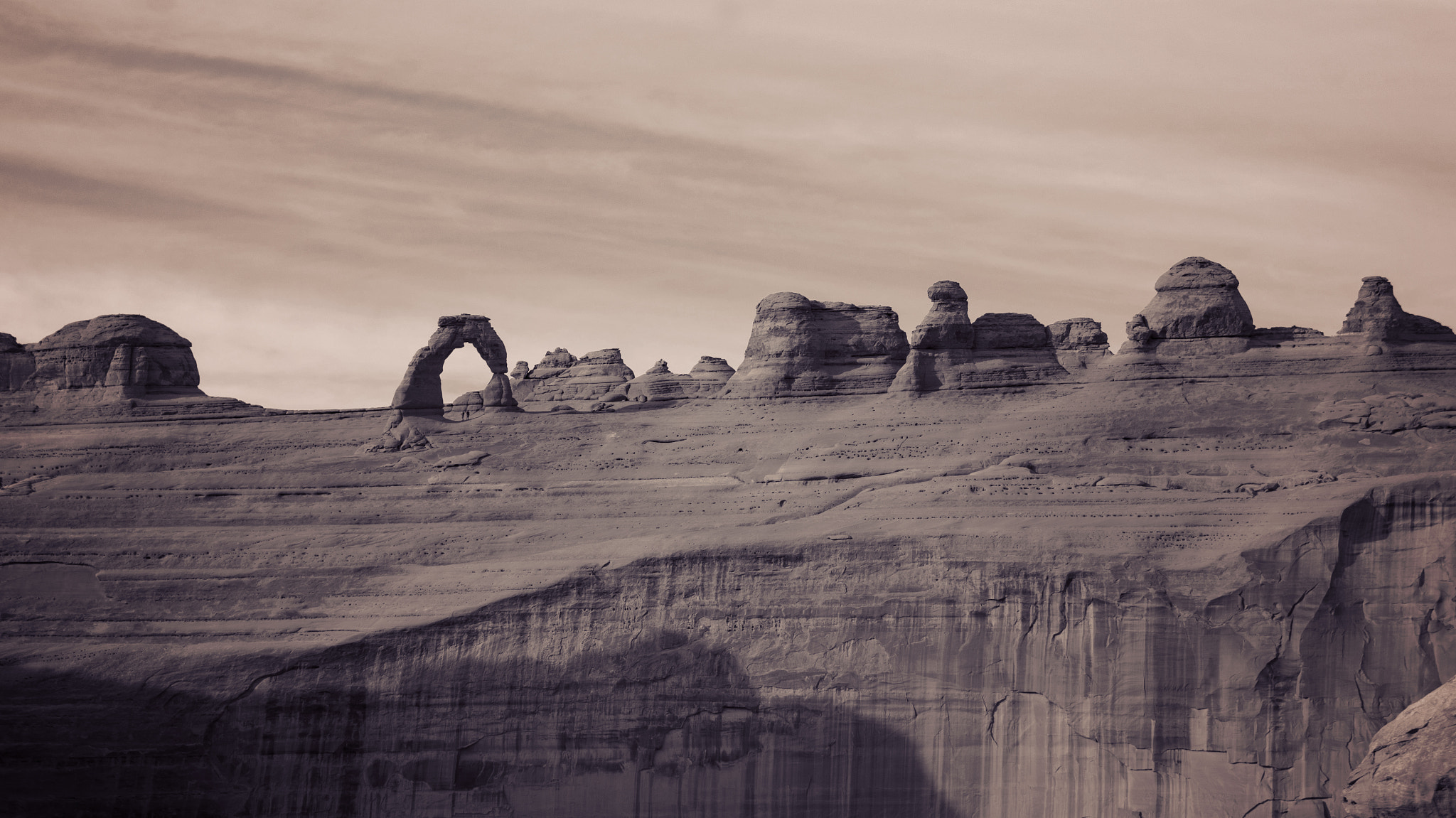 Sony Alpha NEX-6 + Sony E 18-55mm F3.5-5.6 OSS sample photo. Delicate arch - arches national park (utah) photography