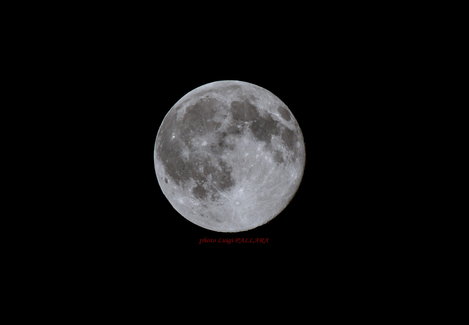 Canon EOS 70D + Tamron SP 70-300mm F4-5.6 Di VC USD sample photo. Luna - moon photography