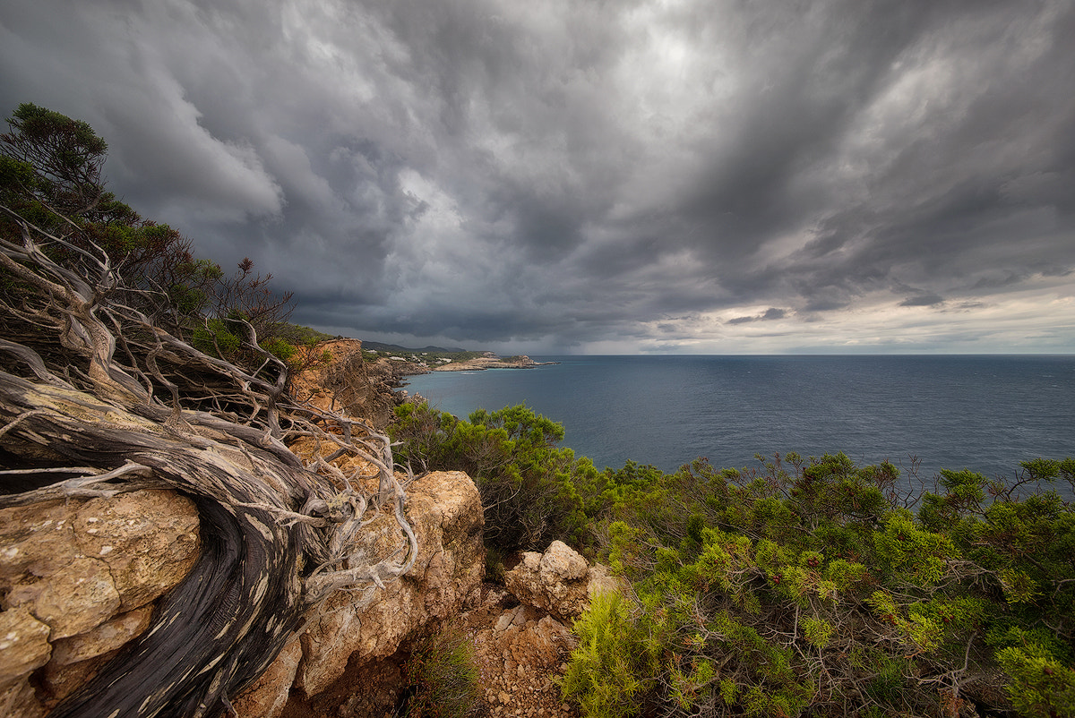 Sigma 12-24mm F4.5-5.6 II DG HSM sample photo. Thunderstorm photography