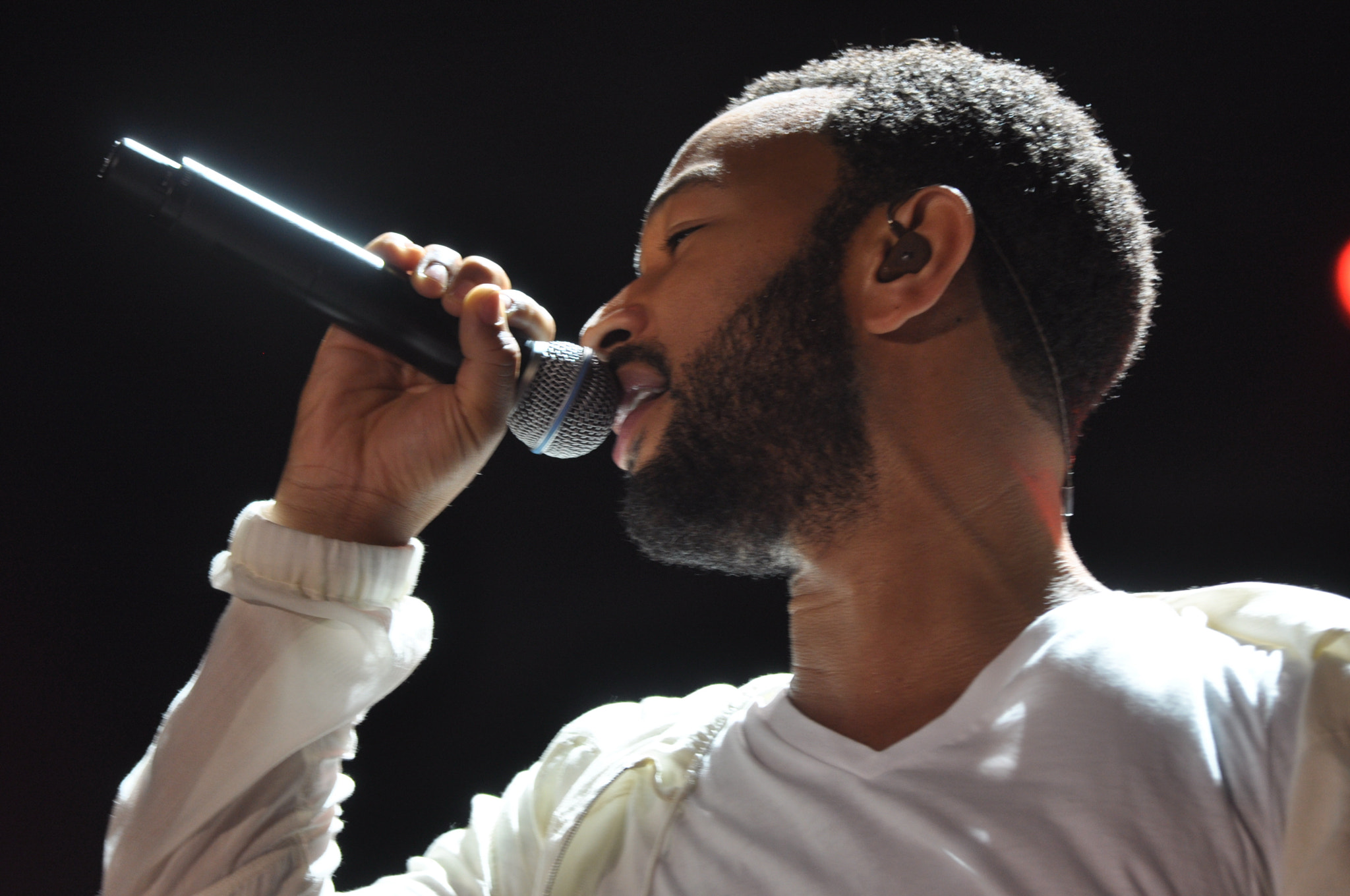 Sigma 70-200mm F2.8 EX DG OS HSM sample photo. John legend photography