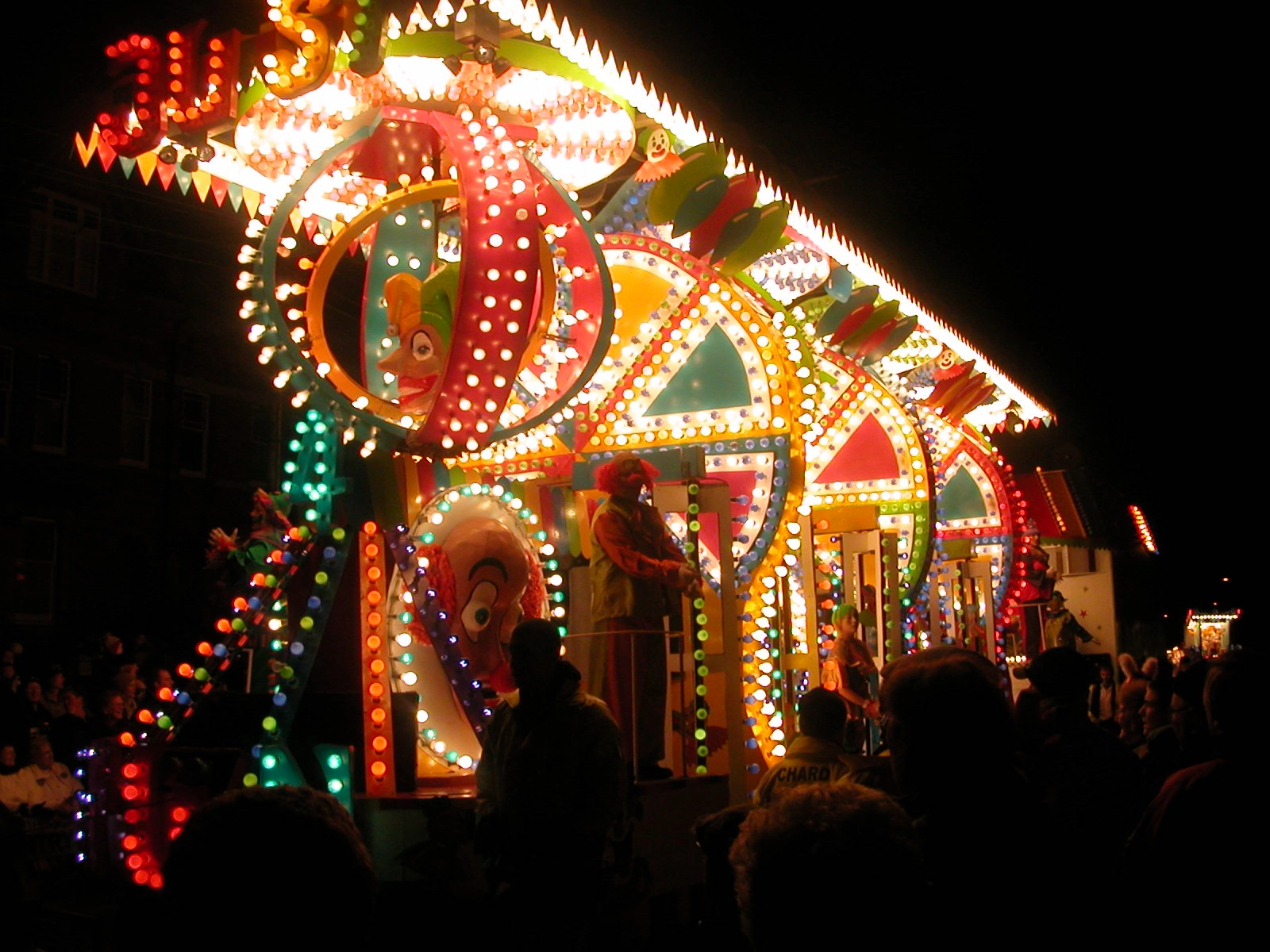 Nikon E2500 sample photo. Carnival float wells 2004 photography
