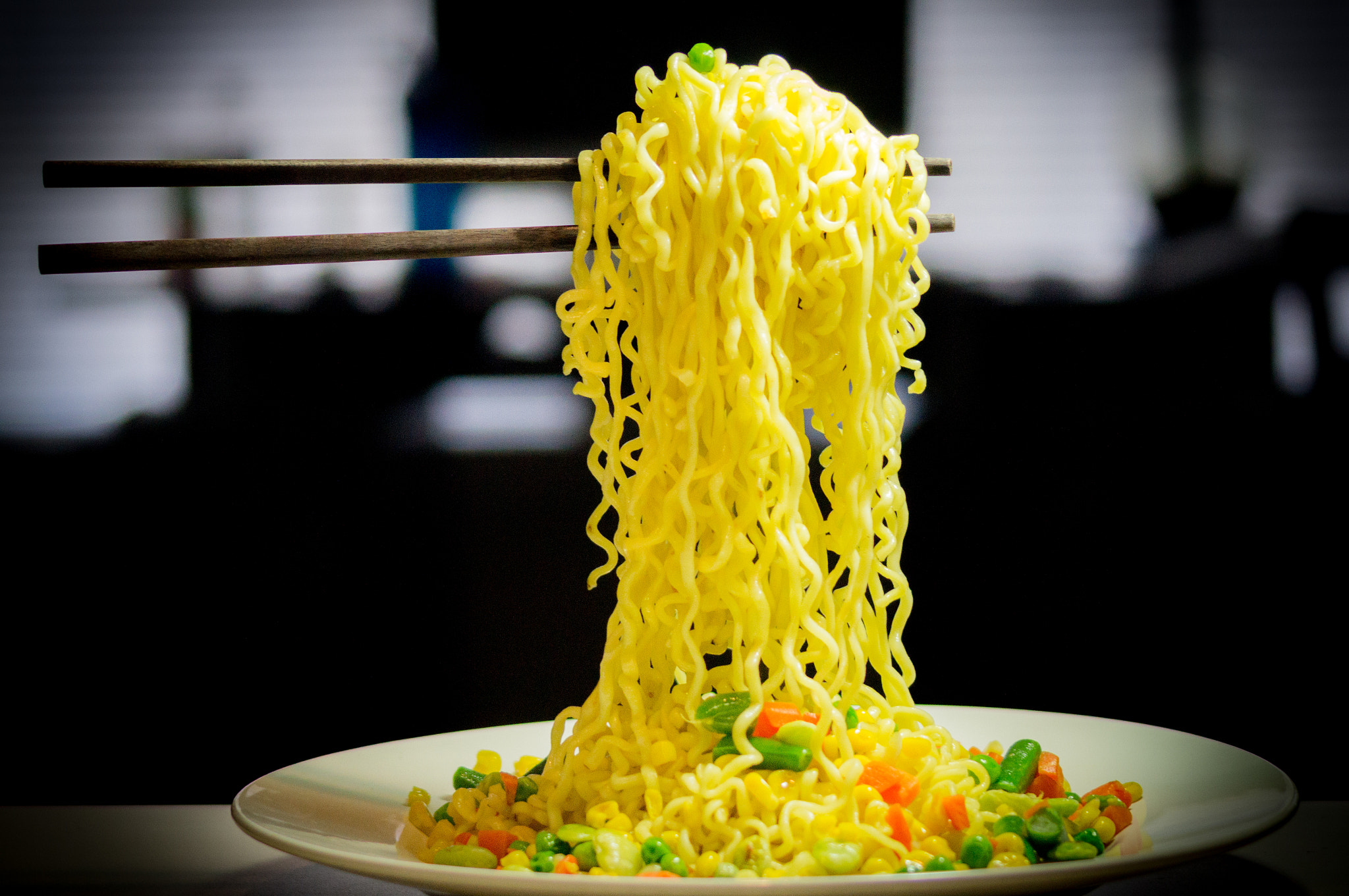 Sony SLT-A35 sample photo. Flying noodles photography