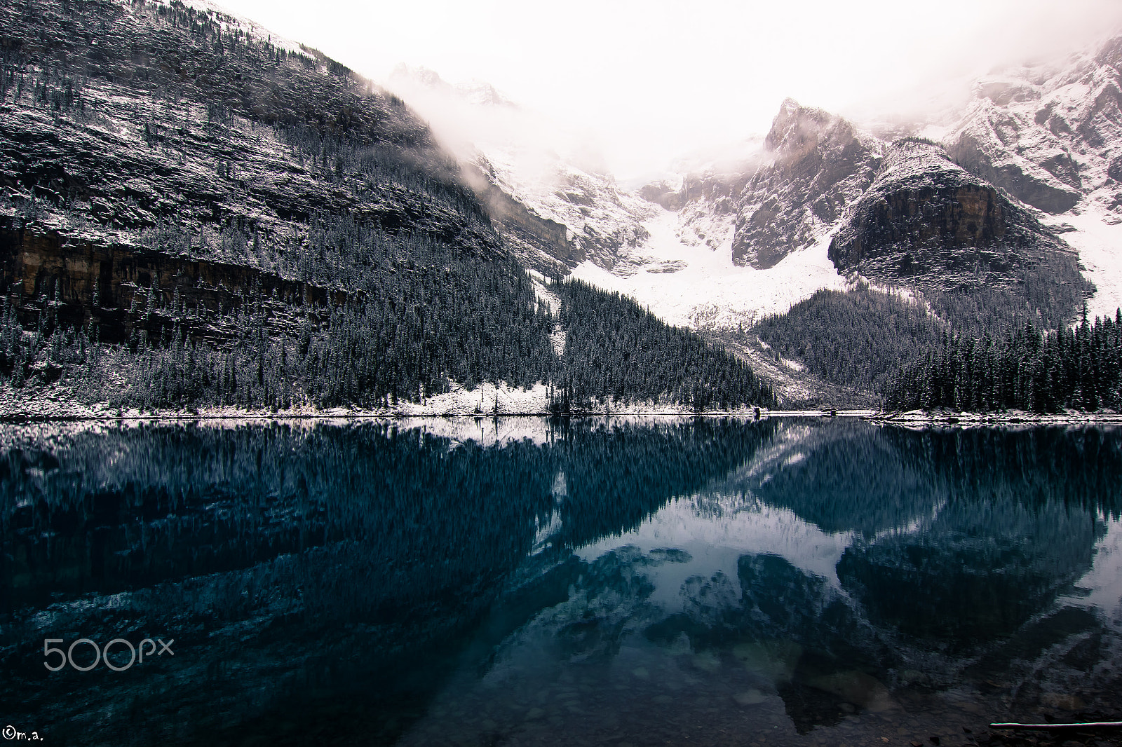 Tokina AT-X Pro 12-24mm F4 (IF) DX sample photo. Mirror photography