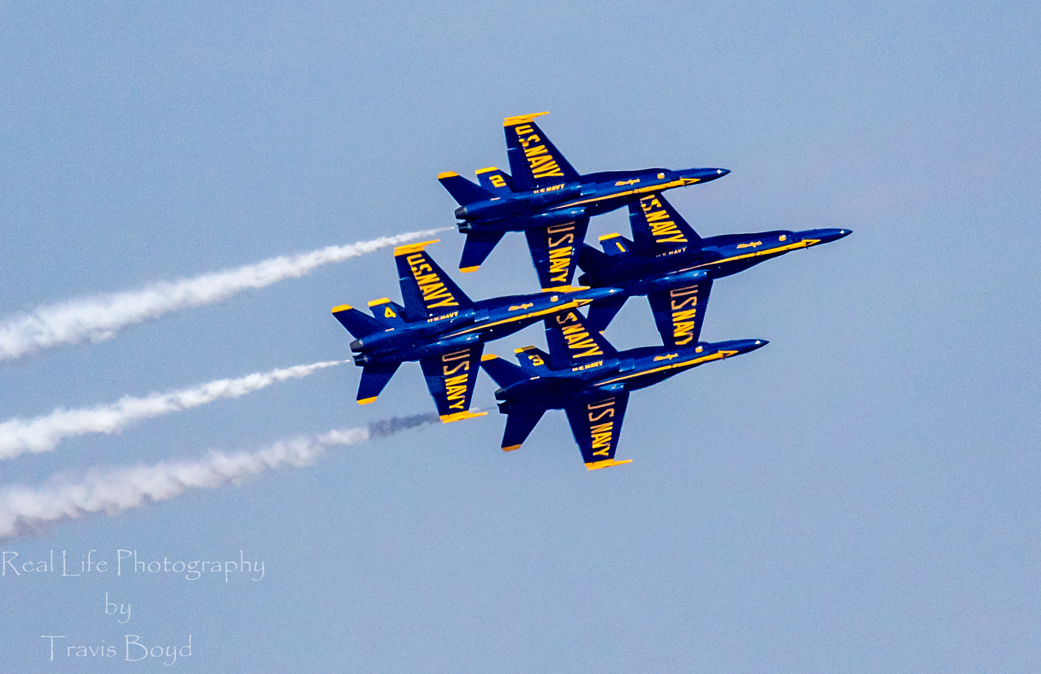 Canon EOS 750D (EOS Rebel T6i / EOS Kiss X8i) + Canon EF 100-400mm F4.5-5.6L IS USM sample photo. Us navy blue angels photography