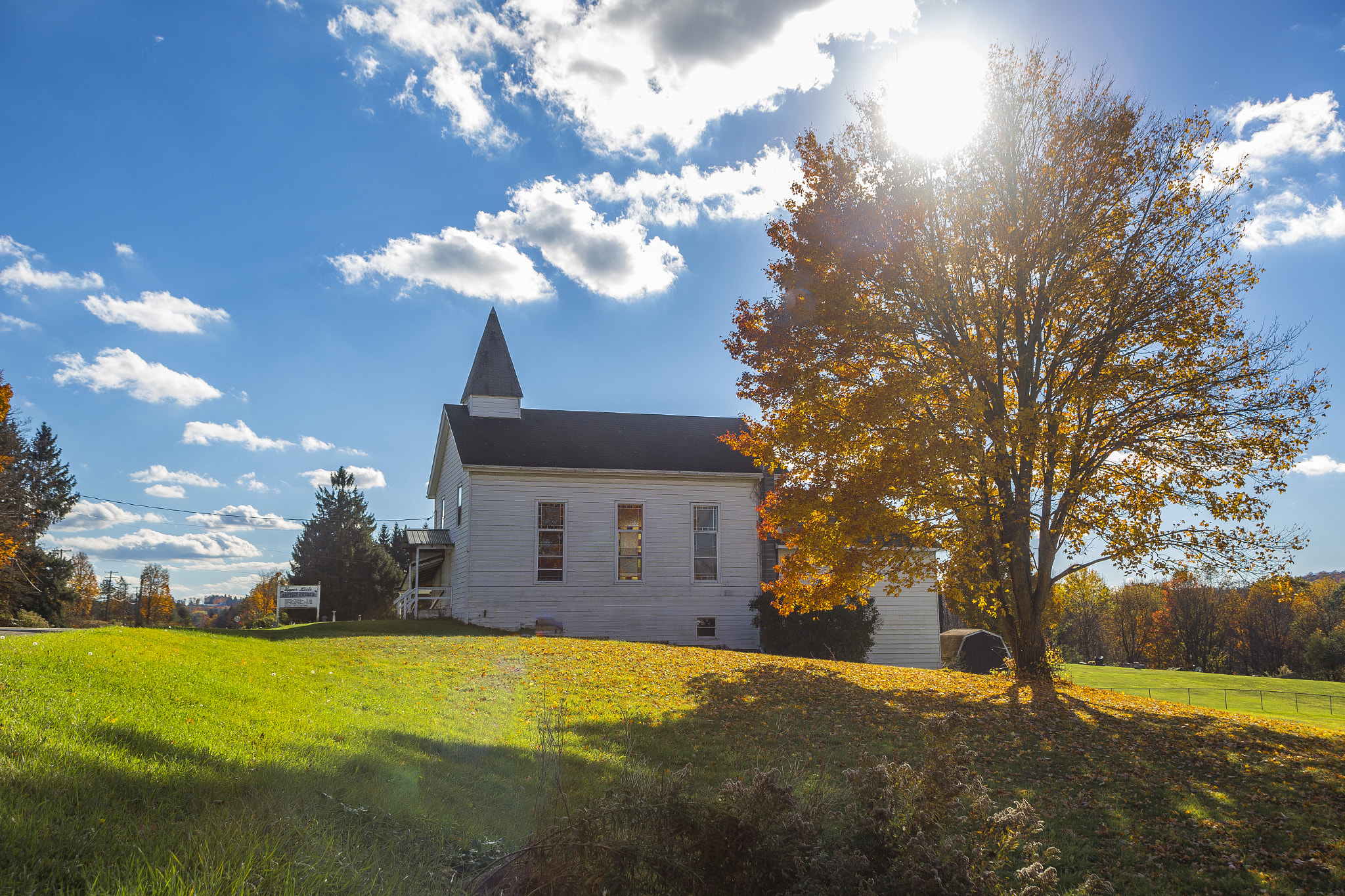 Canon EF 20-35mm F3.5-4.5 USM sample photo. Upper lisle church photography