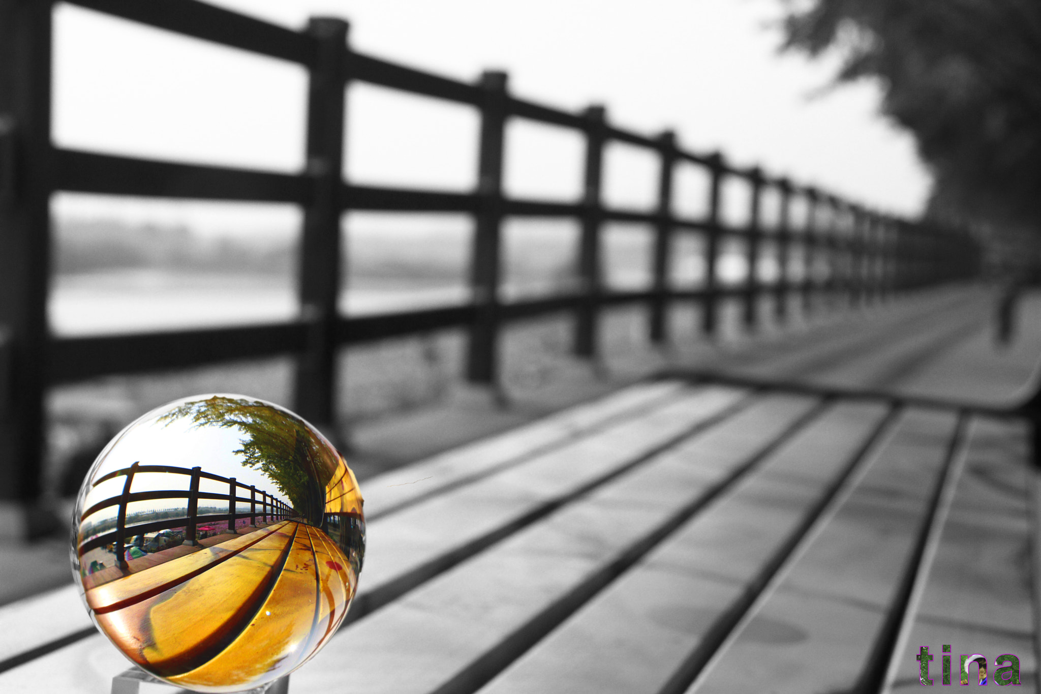 Canon EOS 750D (EOS Rebel T6i / EOS Kiss X8i) sample photo. Ball art photography