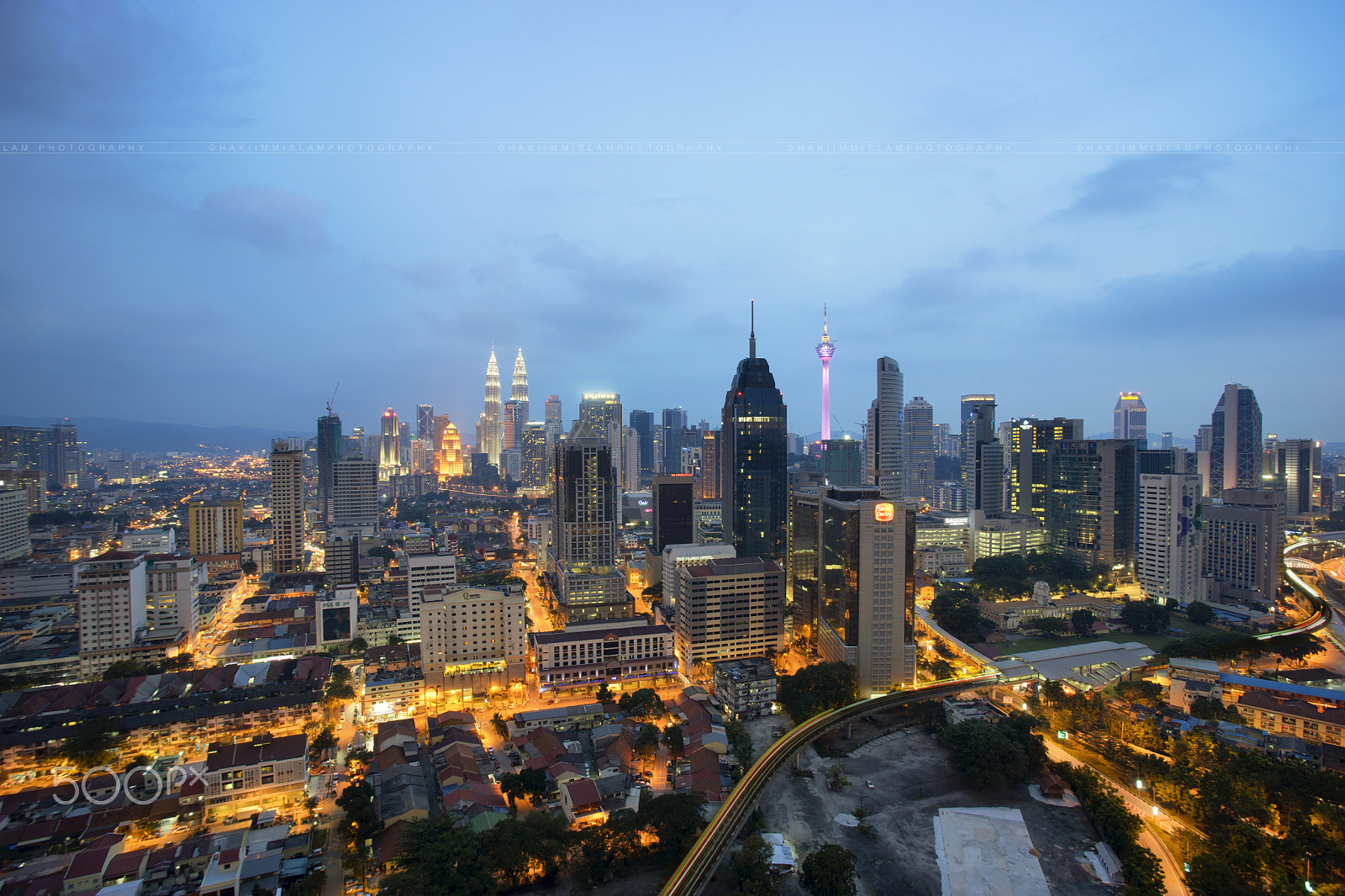 Sony a7 + Canon EF 17-40mm F4L USM sample photo. Blue hour of the kuala lumpur city photography