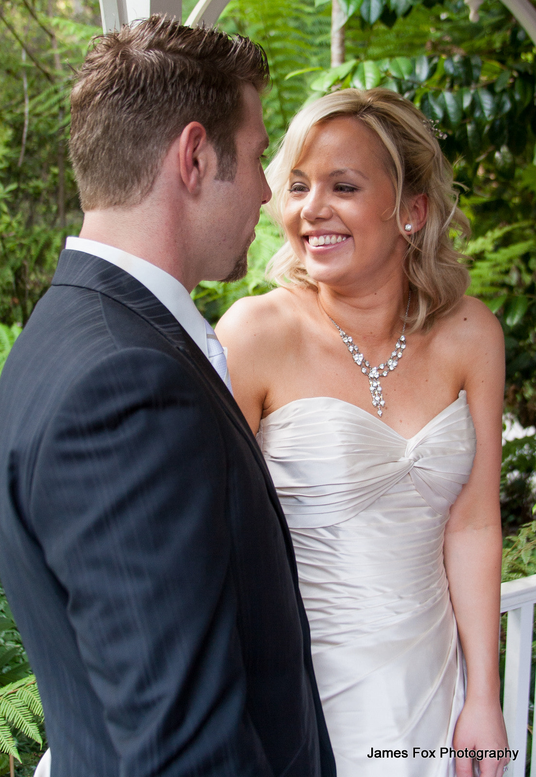 Canon EF 28-135mm F3.5-5.6 IS USM sample photo. Wedding & portrait.james fox photography photography