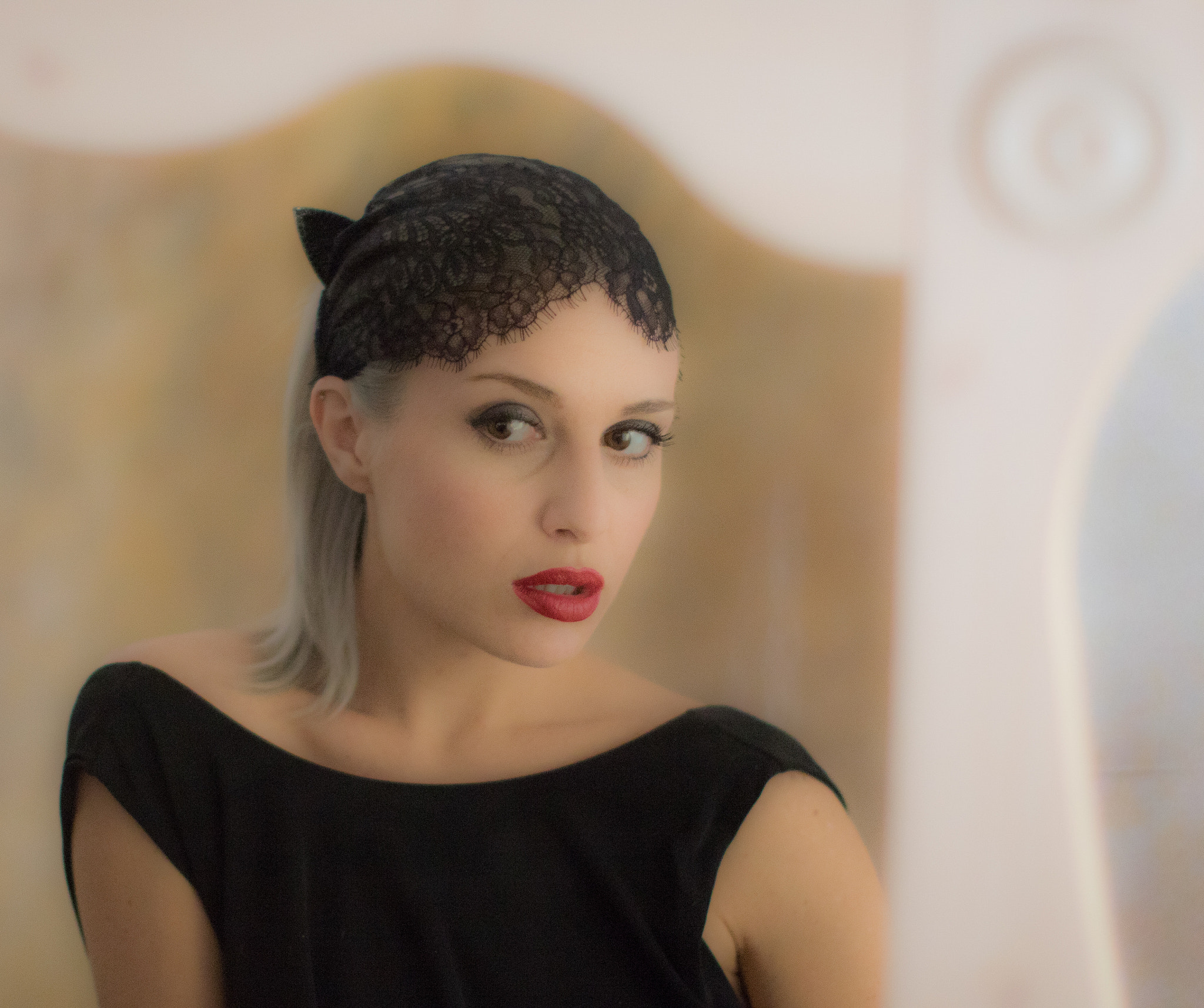 Canon EF 50mm F1.2L USM sample photo. Flapper in the mirror photography