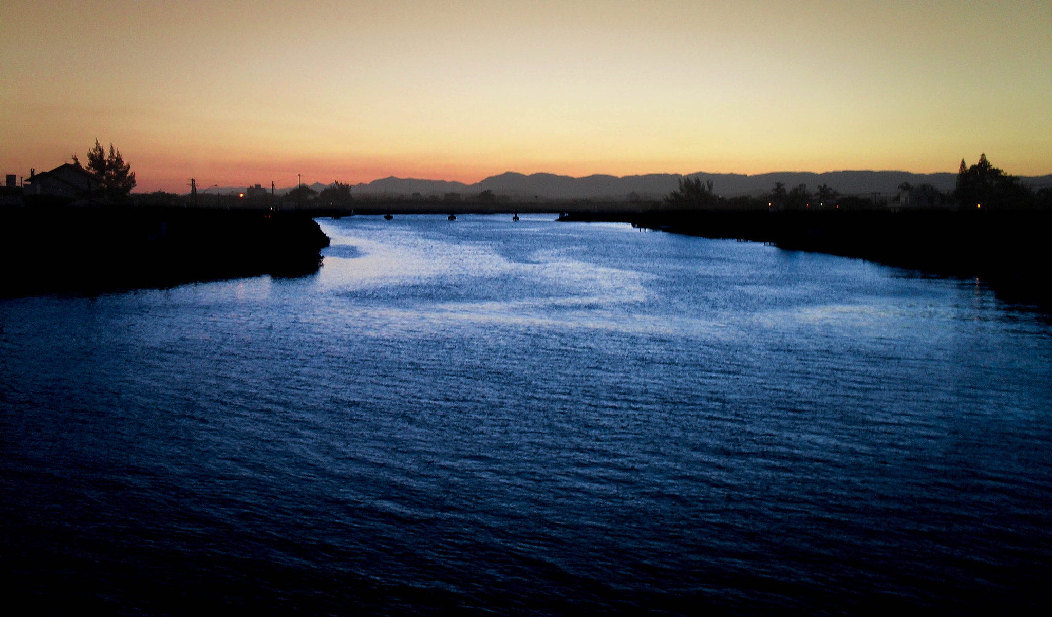 Samsung ES55,ES57 / VLUU ES55 /  SL102 sample photo. Pensil bridge photography