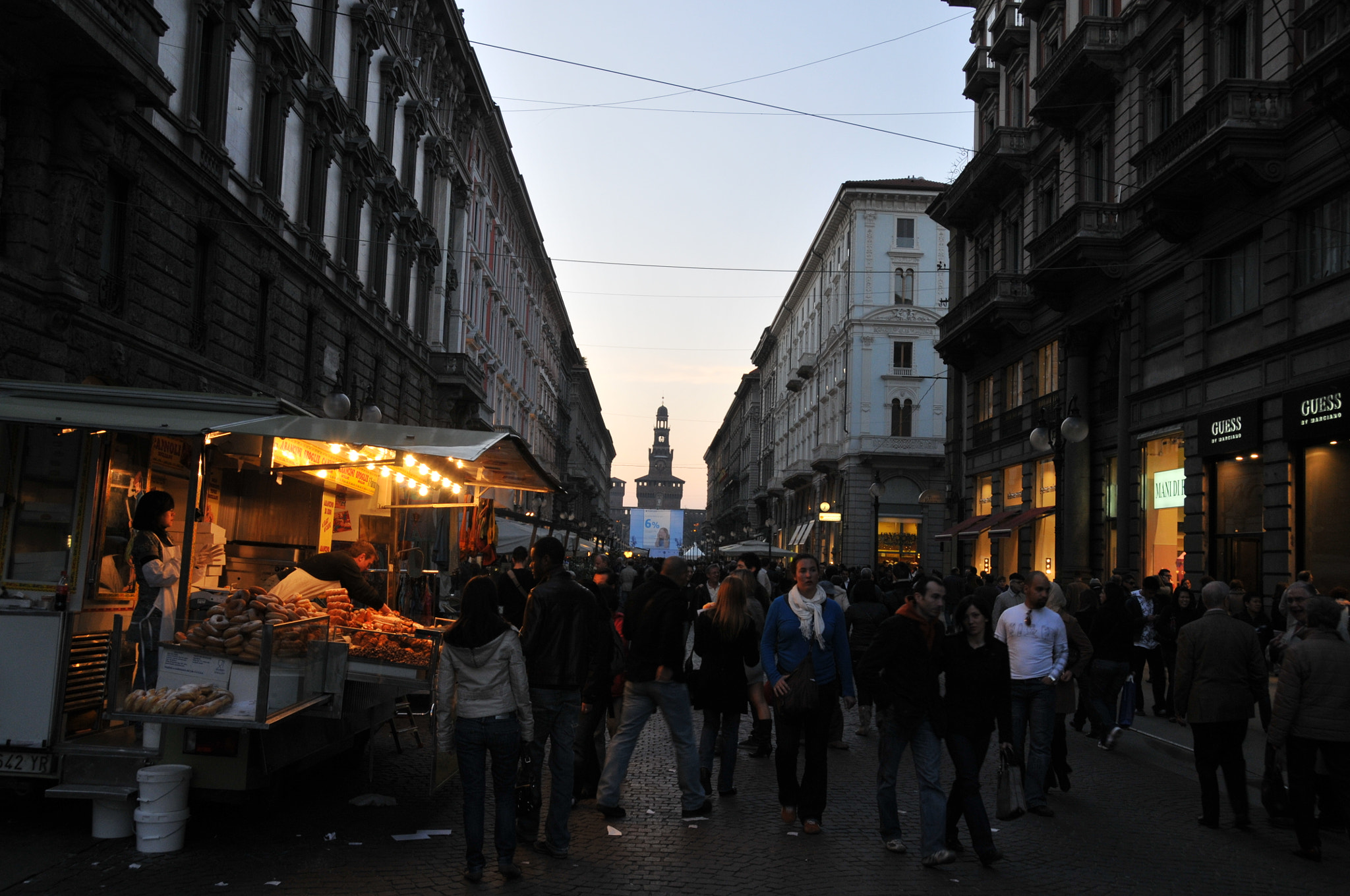 Nikon D300 sample photo. Milan, italy photography